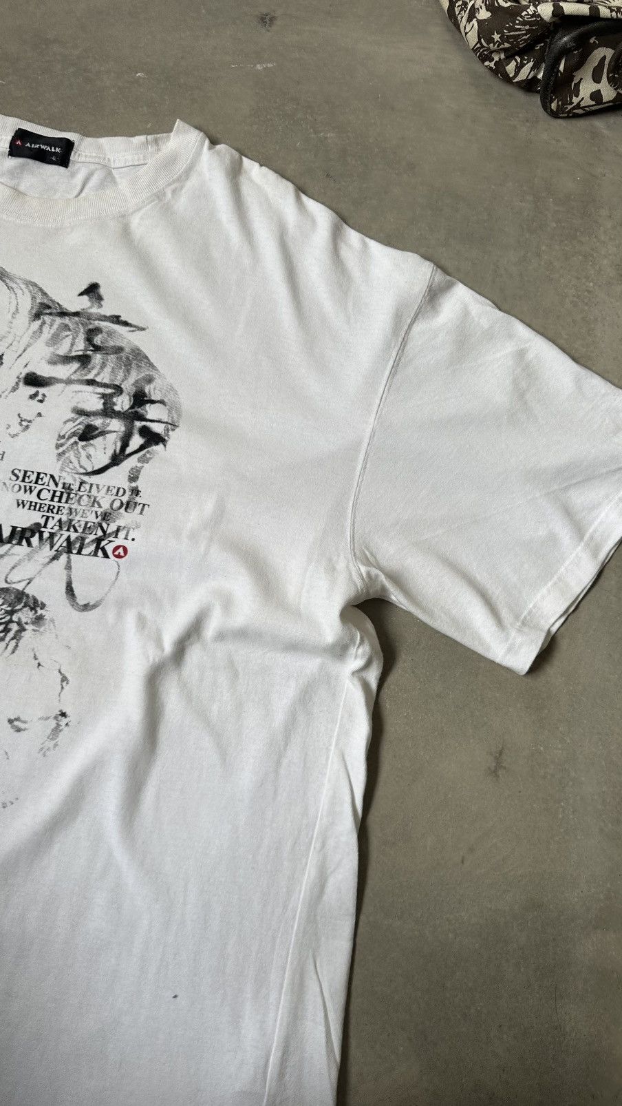 Airwalk VINTAGE AIRWALK TIGER PRINT TEE Size US XXL / EU 58 / 5 - 5 Thumbnail