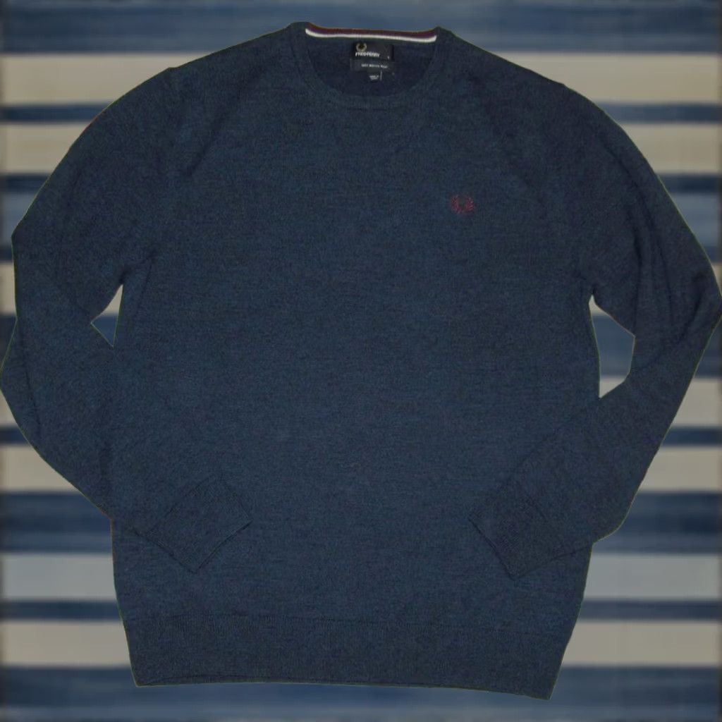 Fred Perry FRED PERRY Navy Blue Merino Wool Crewneck Sweater Large Size US L / EU 52-54 / 3 - 1 Thumbnail