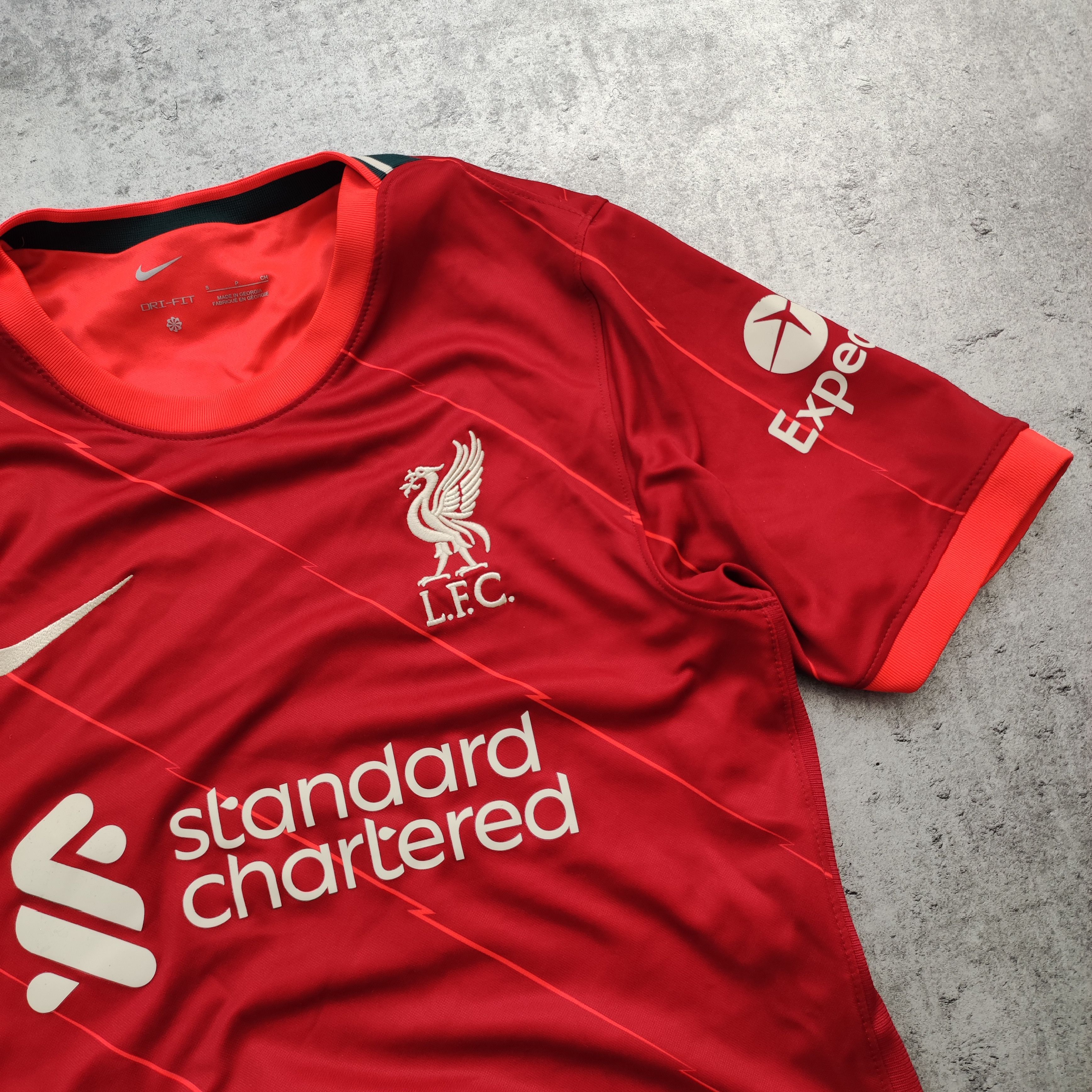 Nike Liverpool FC Football Home 2021/22 Nike Authentic Jersey Size US S / EU 44-46 / 1 - 4 Thumbnail