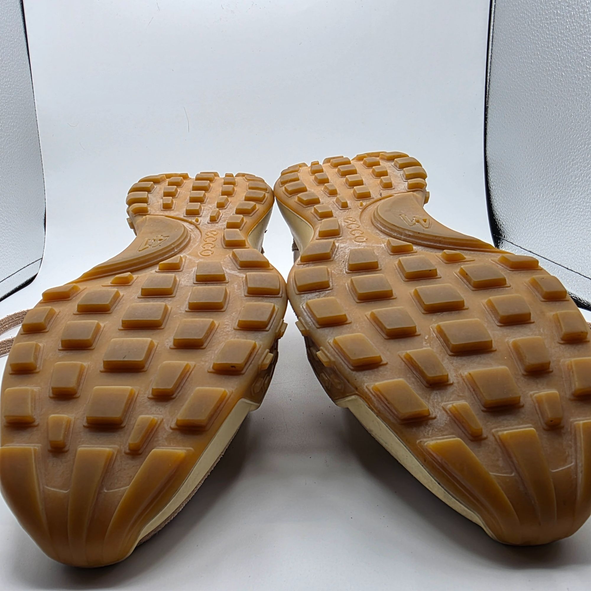 Ecco ECCO Retro Sneaker Womens Size 10.5 Beige Brown Shoes Casual Size US 10.5 / IT 40.5 - 11 Thumbnail