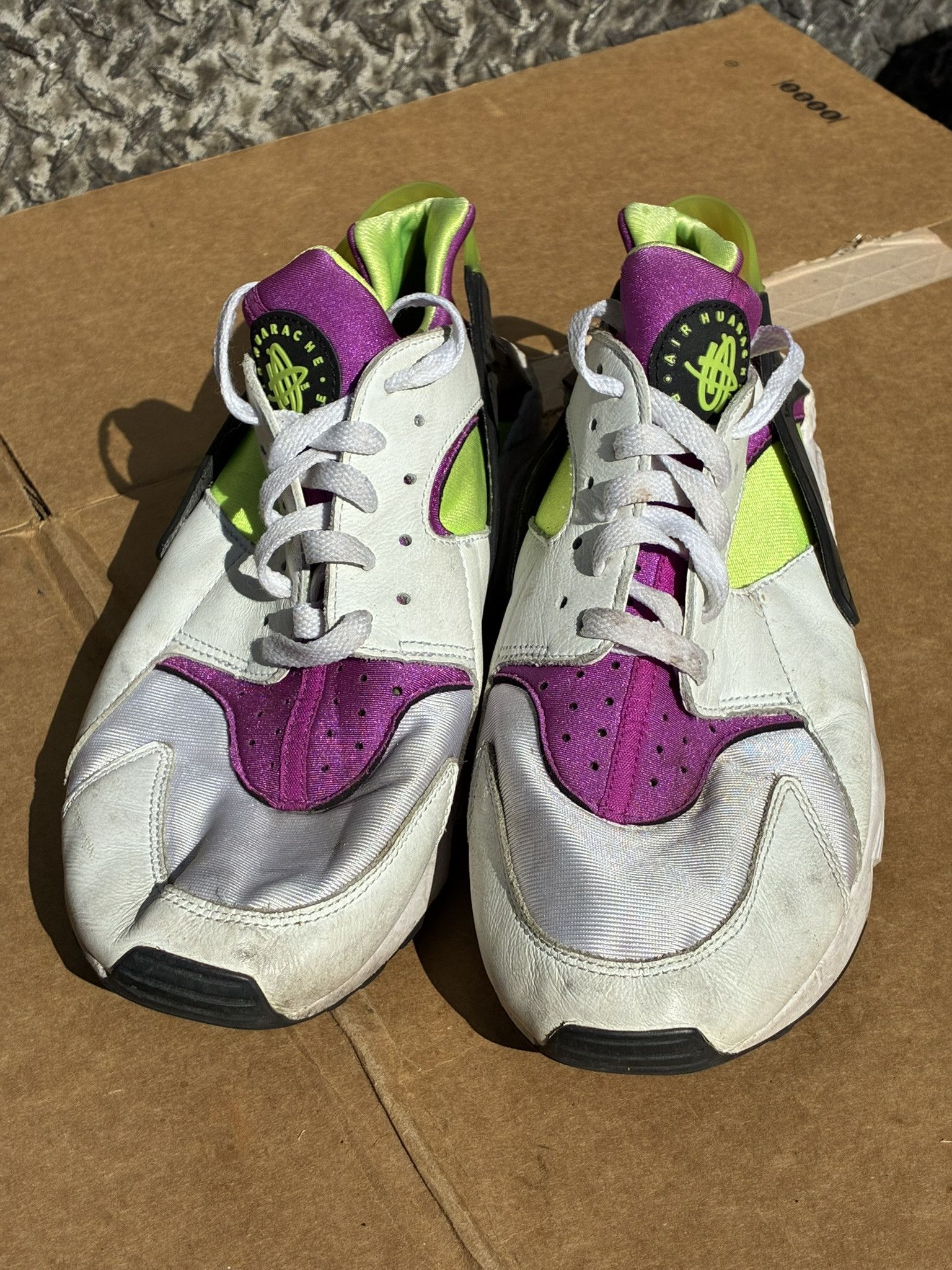 Nike Size 12 - Nike Air Huarache Magenta White Purple Black Suede Size US 12 / EU 45 - 5 Thumbnail