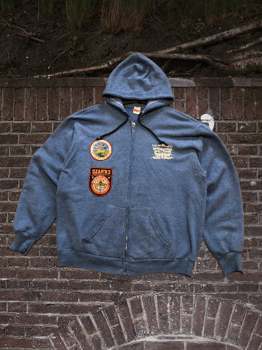 Levi's Vintage 80s Levi's Hoodie Patched USA STREETWEAR Size US L / EU 52-54 / 3 - 1 Thumbnail