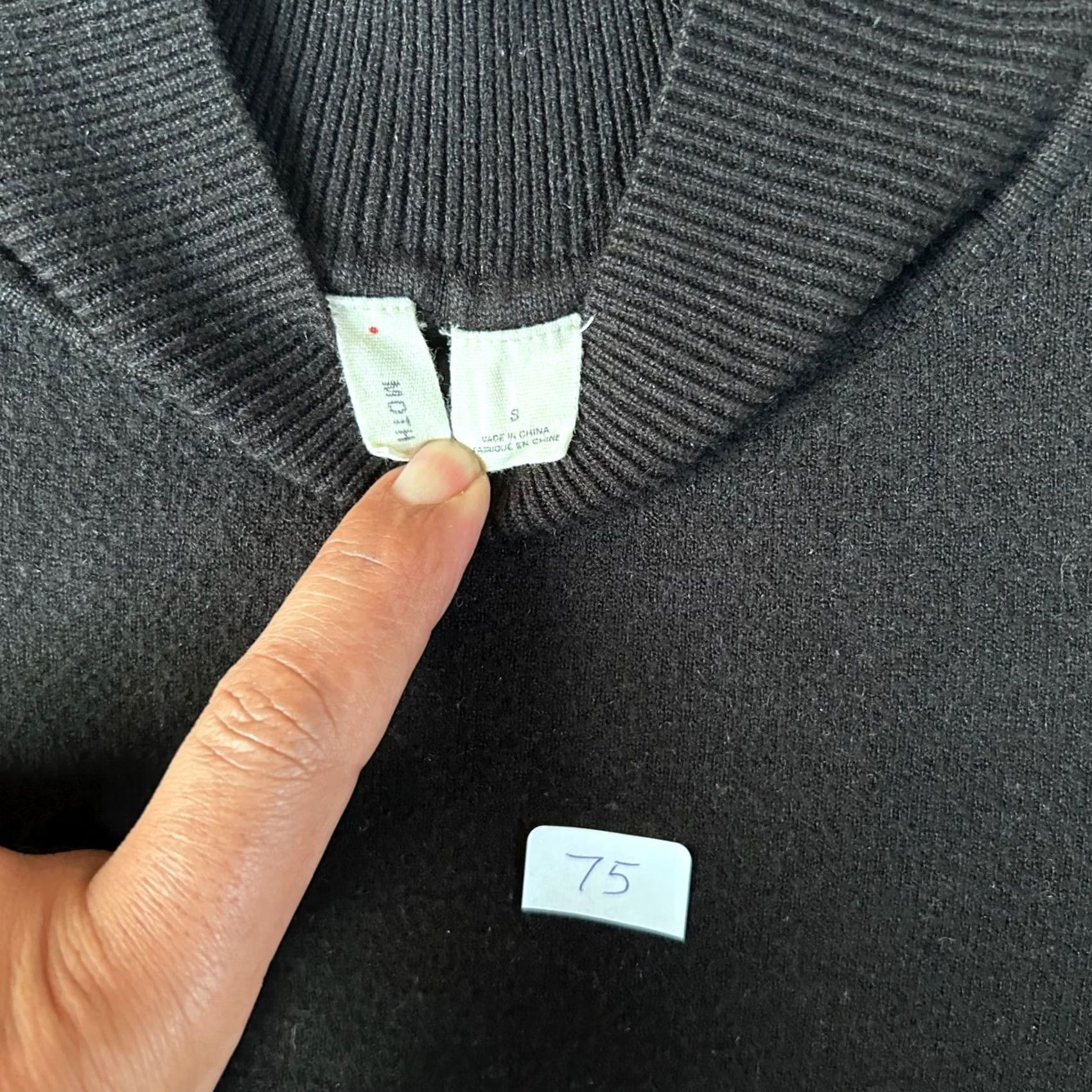 Anthropologie VINTAGE Anthropologie Moth Black Mock Neck Short Sleeve Cashmere Blend Sweater Small Size S / US 4 / IT 40 - 2 Thumbnail