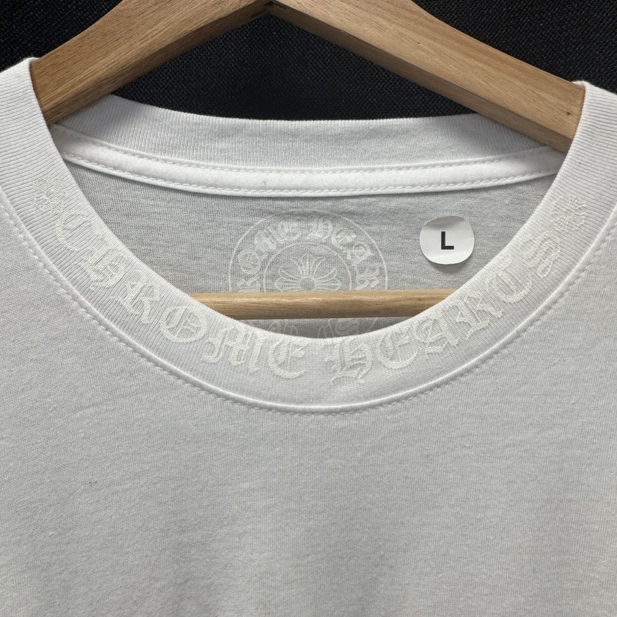 Chrome Hearts Chrome Hearts Script Neck Logo Triple White Long Sleeve Size US L / EU 52-54 / 3 - 2 Thumbnail