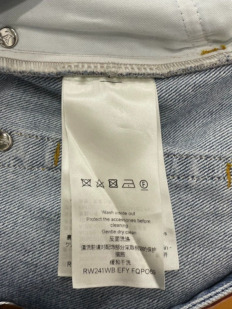 Louis Vuitton Louis Vuitton Blue high-waisted denim shorts Size US 34 / EU 50 - 6 Thumbnail