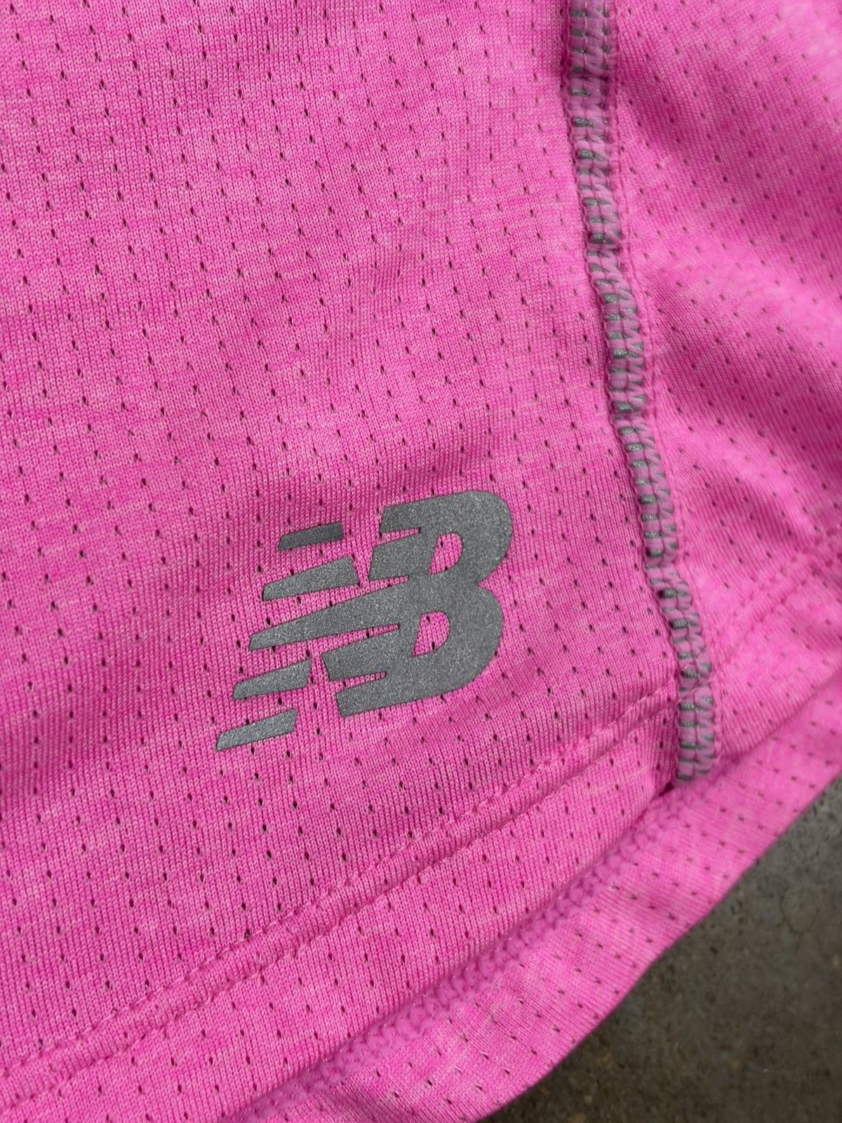New Balance New Balance Tank Top Womens Small Pink Running Racerback Size S / US 4 / IT 40 - 2 Thumbnail