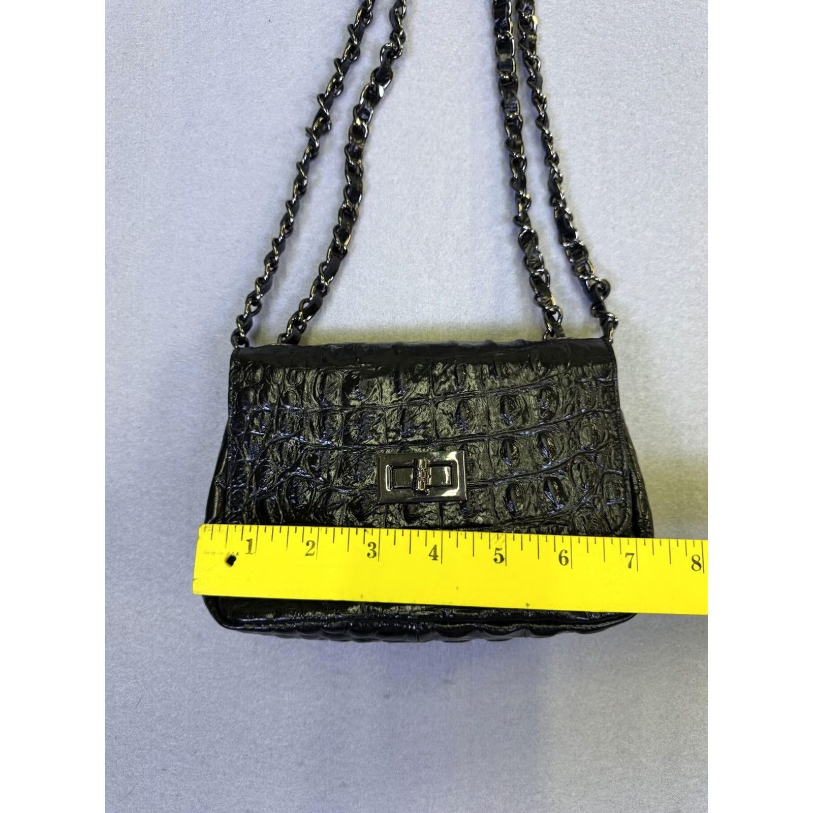 Vintage Scheilan Shoulder Bag Womens Mini Black Crocodile Leather Chain Strap Turn Lock Size ONE SIZE - 3 Thumbnail