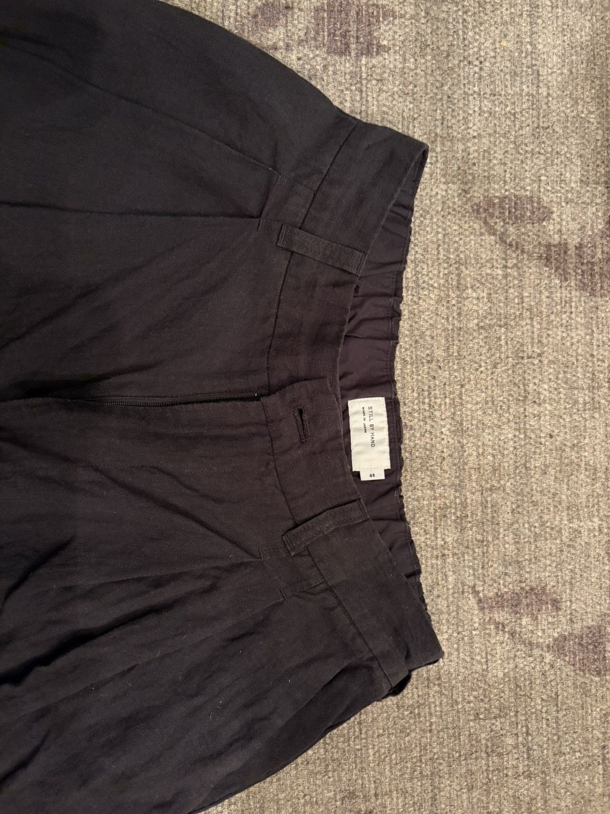 STILL BY HAND STILL BY HAND 100% Linen Pleated Black Easy Pants Size US 30 / EU 46 - 2 Thumbnail