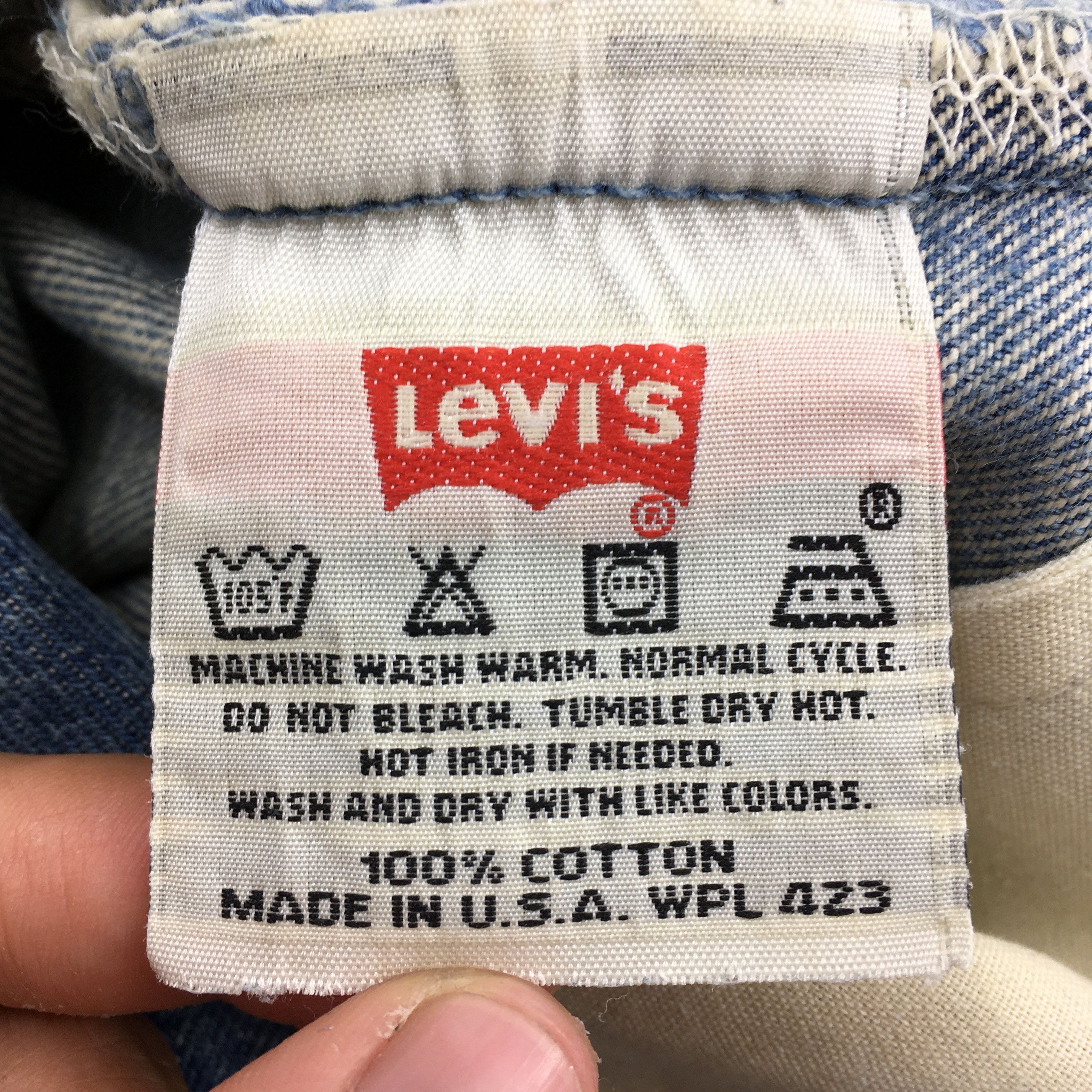 Levi's Size 28x31.5 Vintage 90s Levi's 501 Faded Blue Jeans S1121 Size US 28 / EU 44 - 14 Thumbnail