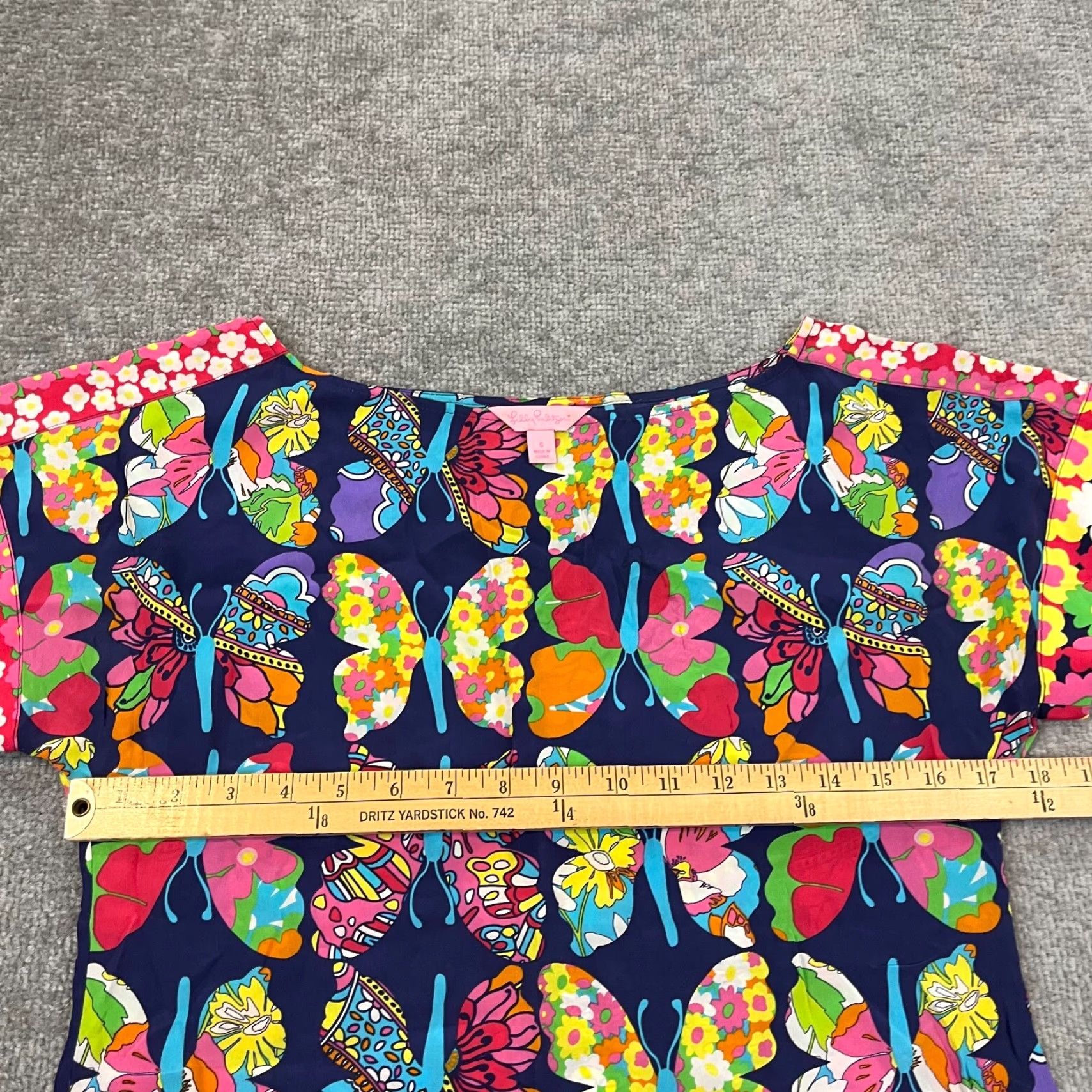 Lilly Pulitzer Lilly Pulitzer Top Womens Small Blue Colorful Butterfly 100% Silk Round Size S / US 4 / IT 40 - 4 Thumbnail