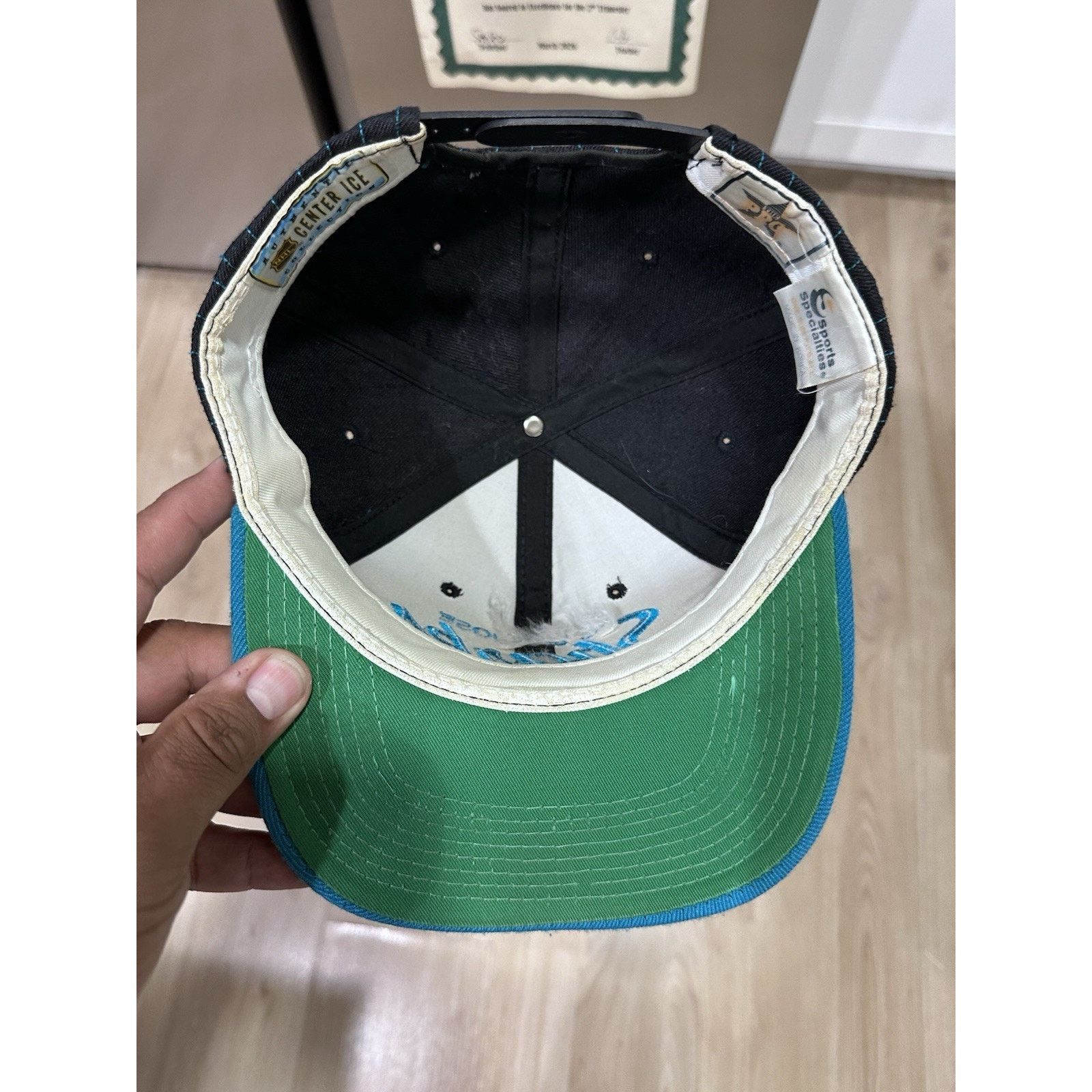 Sports Specialties Vintage San Jose Sharks Script Snapback Hat Pinstripe Size ONE SIZE - 5 Thumbnail