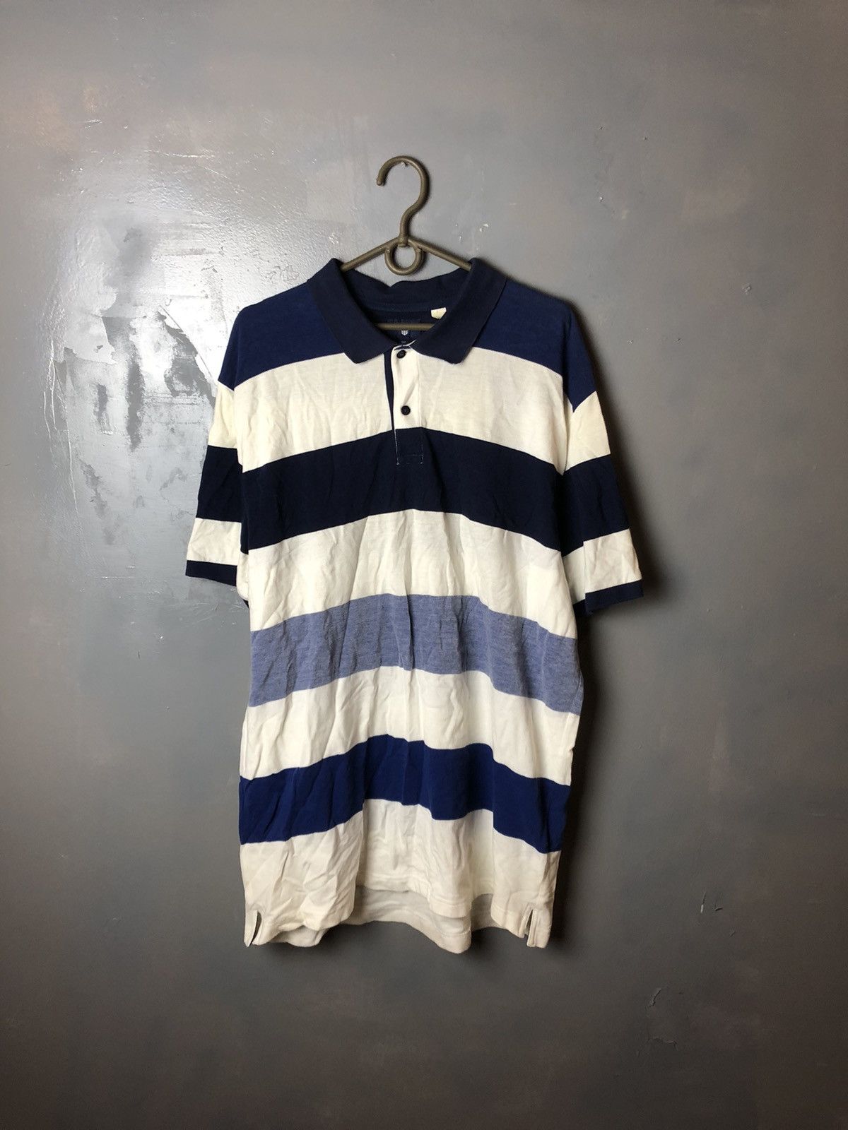 Gant Vintage man’s polo Gant size xxl Size US XXL / EU 58 / 5 - 1 Thumbnail