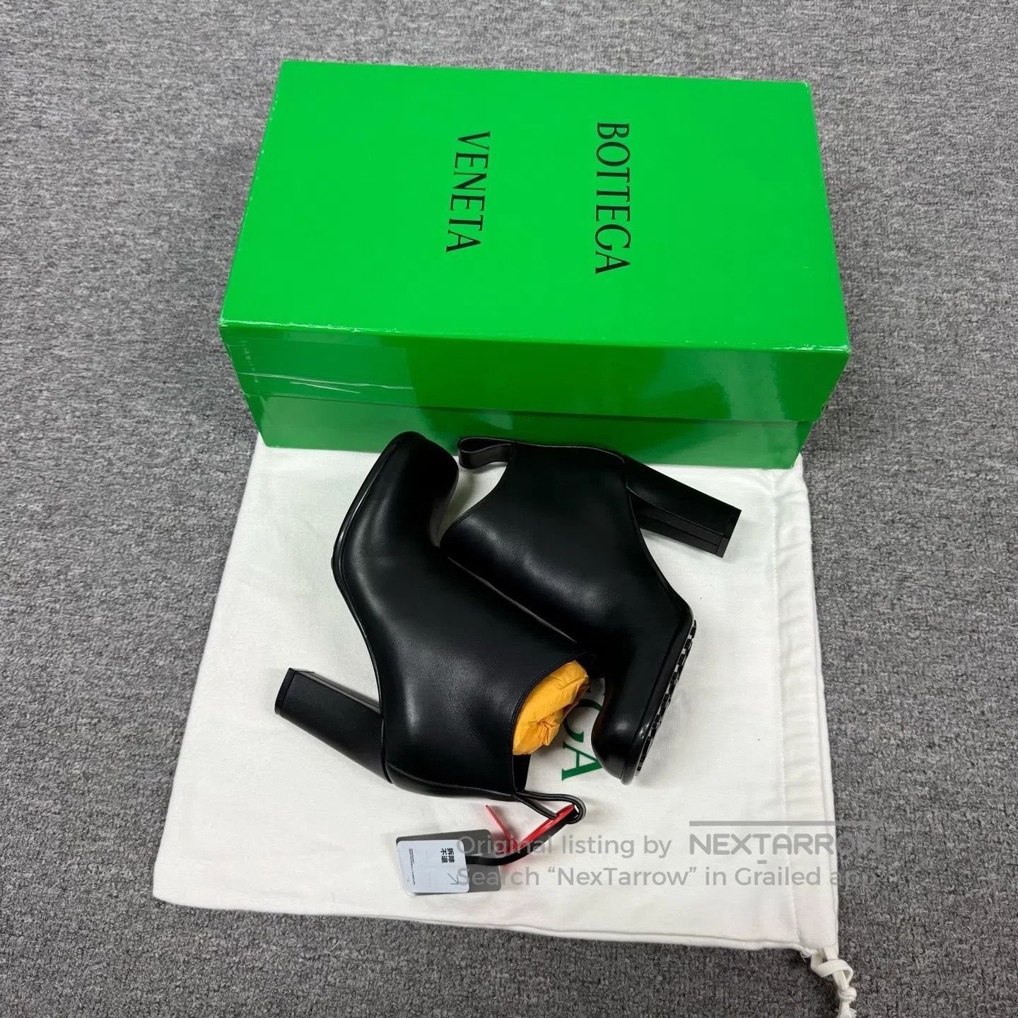 Bottega Veneta Bottega Veneta Black square-toed, thick-heeled ankle boots Size US 5 / IT 35 - 3 Thumbnail