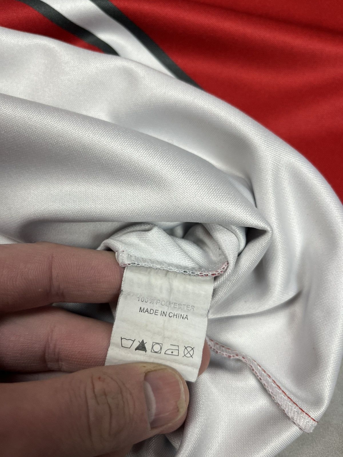 Other Gloucester Rugby Home Shirt 2018/19 – A Cherry & White Class Size US L / EU 52-54 / 3 - 10 Thumbnail