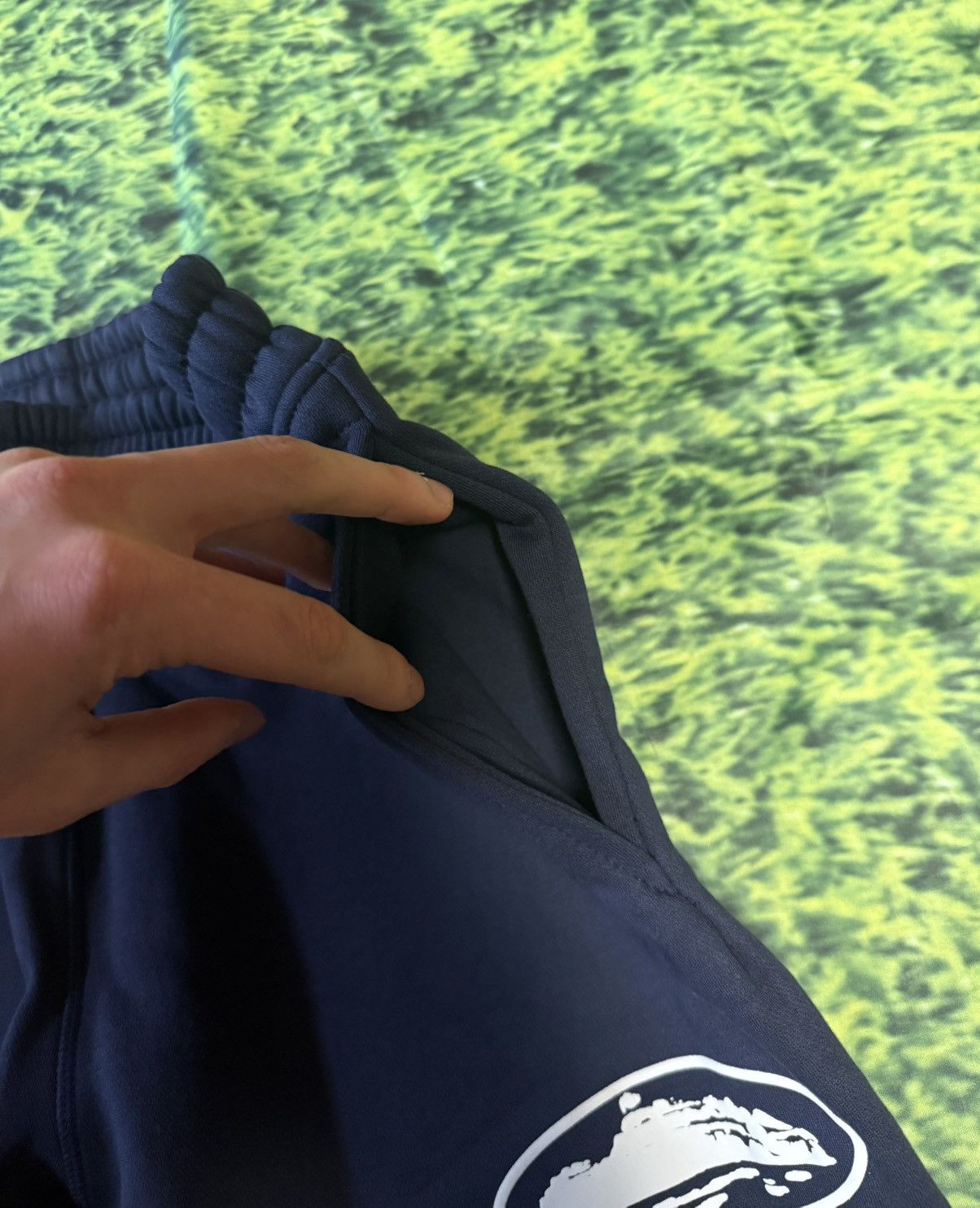 Corteiz Corteiz Island Puff Sweatpants Size US 34 / EU 50 - 5 Thumbnail