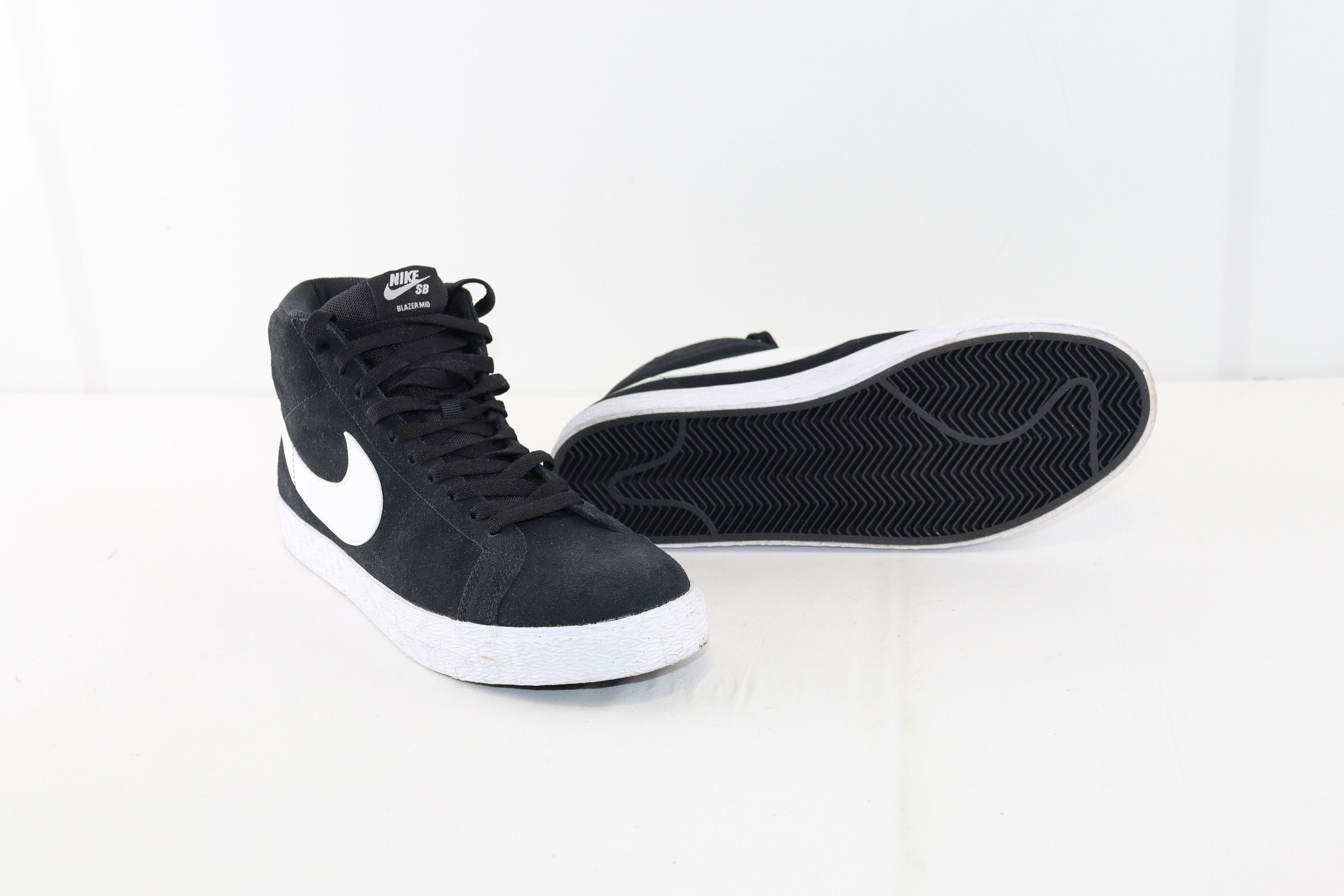 Nike o1rshd1 High Top Sneakers in Black/White Size US 11.5 / EU 44-45 - 1 Thumbnail
