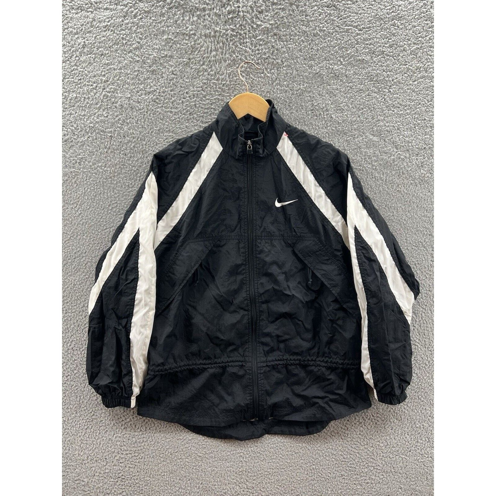 Nike Nike Women’s Size Small 4-6 Black 1990s Windbreaker Jacket Size S / US 4 / IT 40 - 1 Thumbnail