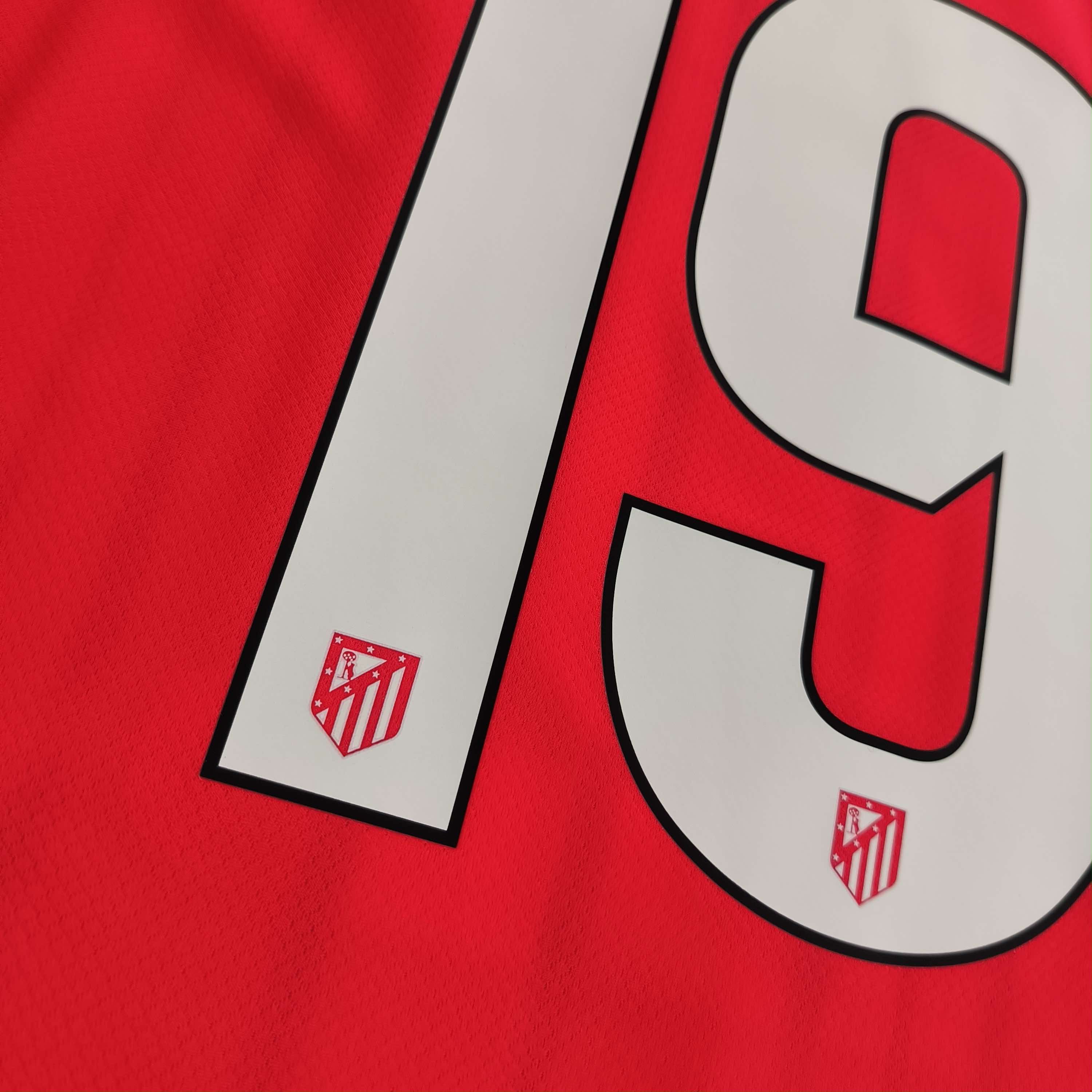 Nike NEW Atletico Madrid 2024-25 home Alvarez football jersey S Size US S / EU 44-46 / 1 - 9 Thumbnail