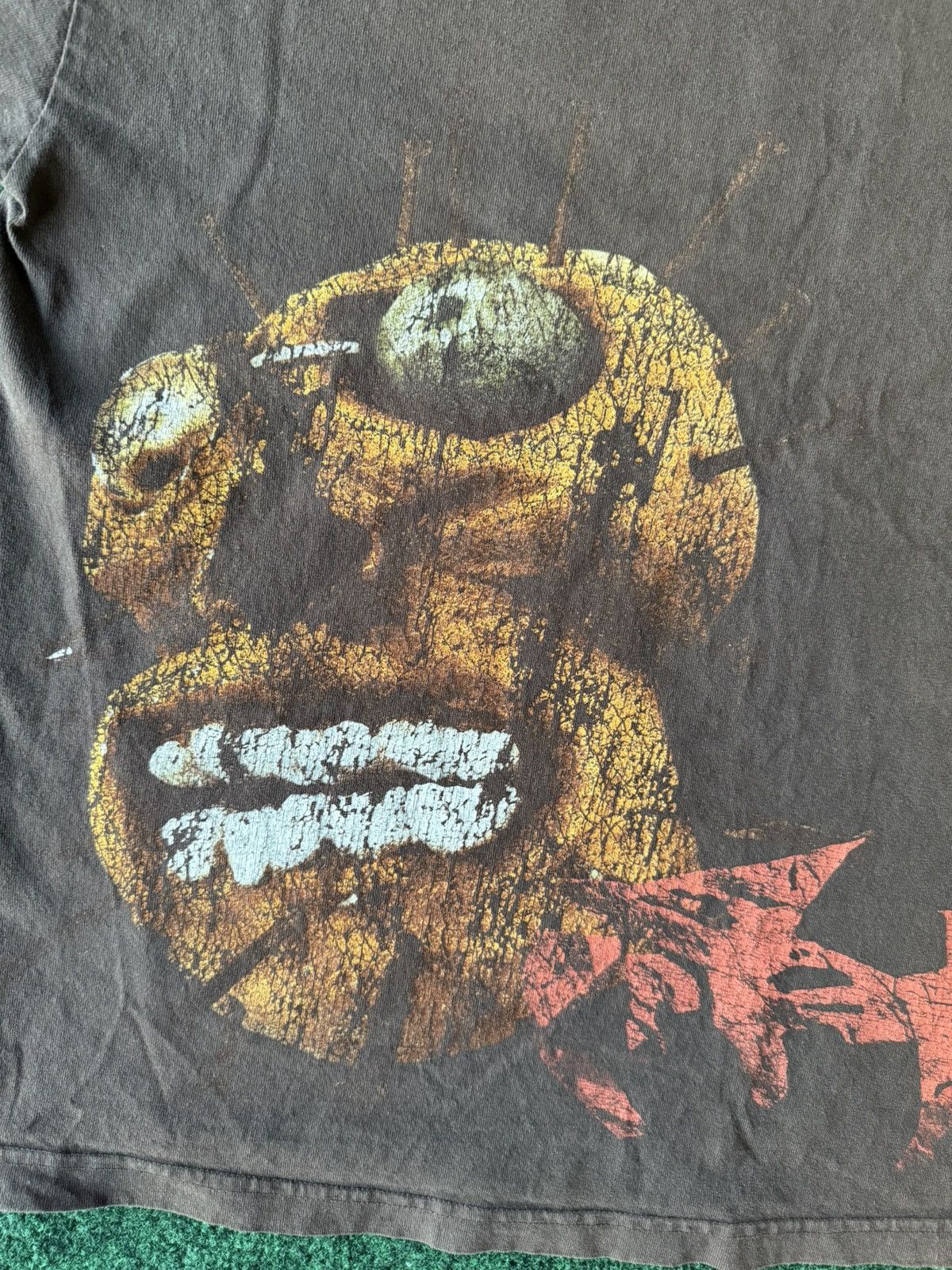 Travis Scott USED TRAVIS SCOTT CACTUS JACK UTOPIA VIP TEE SIZE XL Size US XL / EU 56 / 4 - 13 Thumbnail