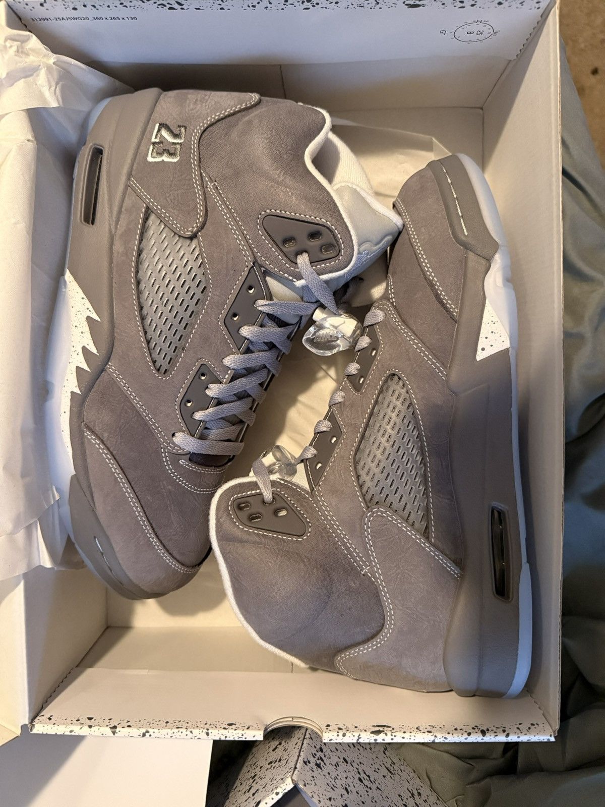 Jordan Brand Air Jordan 5 Wolf Grey Size US 11 / EU 44 - 9 Thumbnail