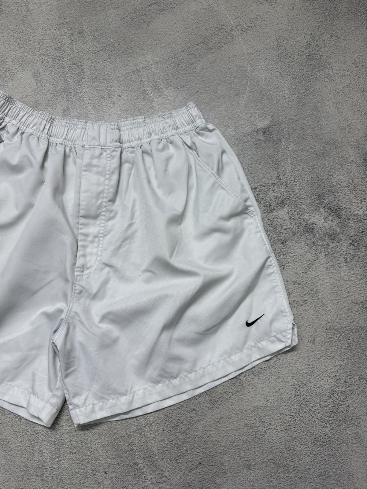 Nike Vintage Y2k Nike Swoosh Nylon Shorts Size US 34 / EU 50 - 5 Thumbnail