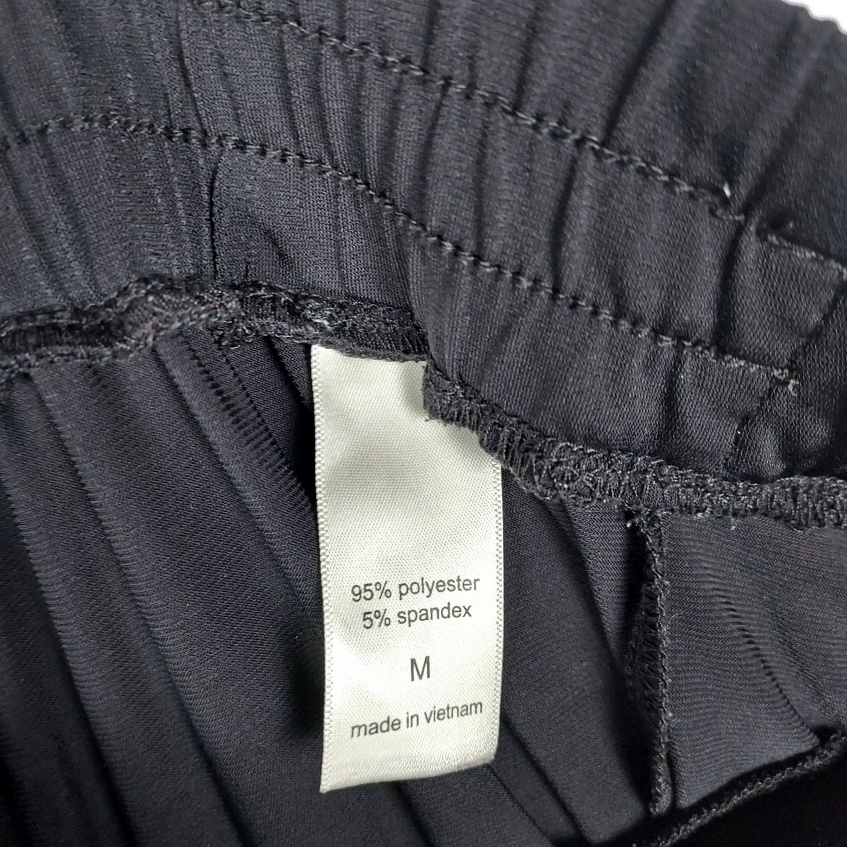 Vintage Maurices Women Wide Leg Palazzo Pants Black Solid Elastic Waist Pull On M Casual Dress Pants, Regular Fit, Polyester Rayon, Machine Washable Size 32" / US 10 / IT 46 - 6 Thumbnail