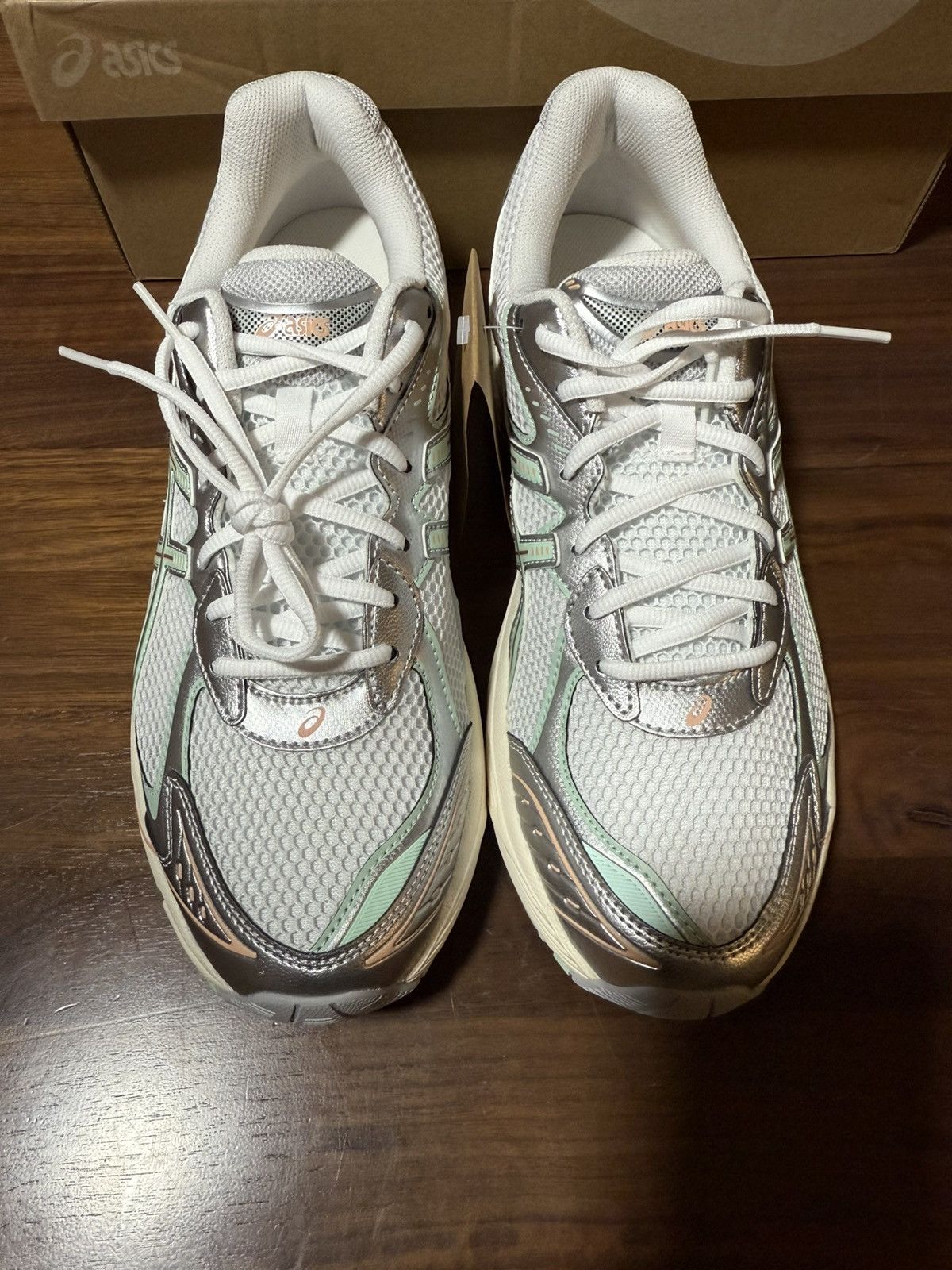 Asics ASICS GT-2160 “MIAMI DOLPHINS” Size 11 White/Mint Tint Size US 11 / EU 44 - 4 Thumbnail