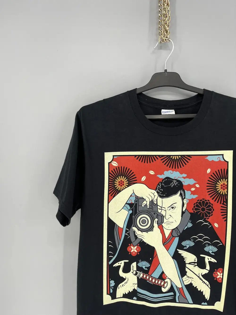 Anime Vintage Y2K Photographer Anima Face Tee Art Streetwear Size US L / EU 52-54 / 3 - 4 Thumbnail