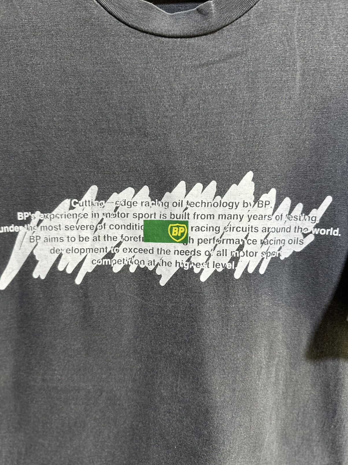 Sears Thrashed Vintage BP Petrol Faded Tee Size US XL / EU 56 / 4 - 2 Thumbnail