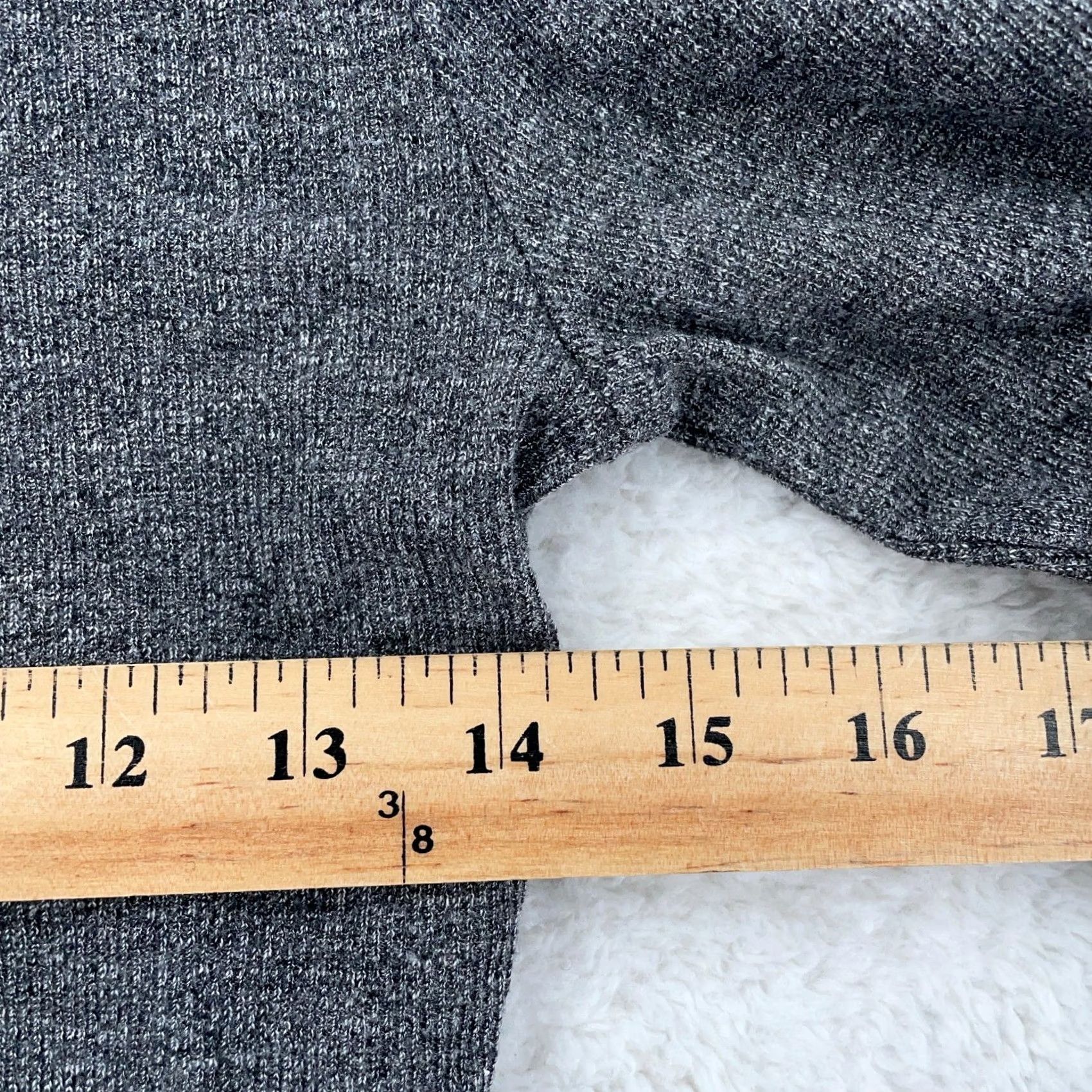 Madewell Madewell T-Shirt Womens Small Gray Cropped Long Sleeve Round Neck Size S / US 4 / IT 40 - 6 Thumbnail