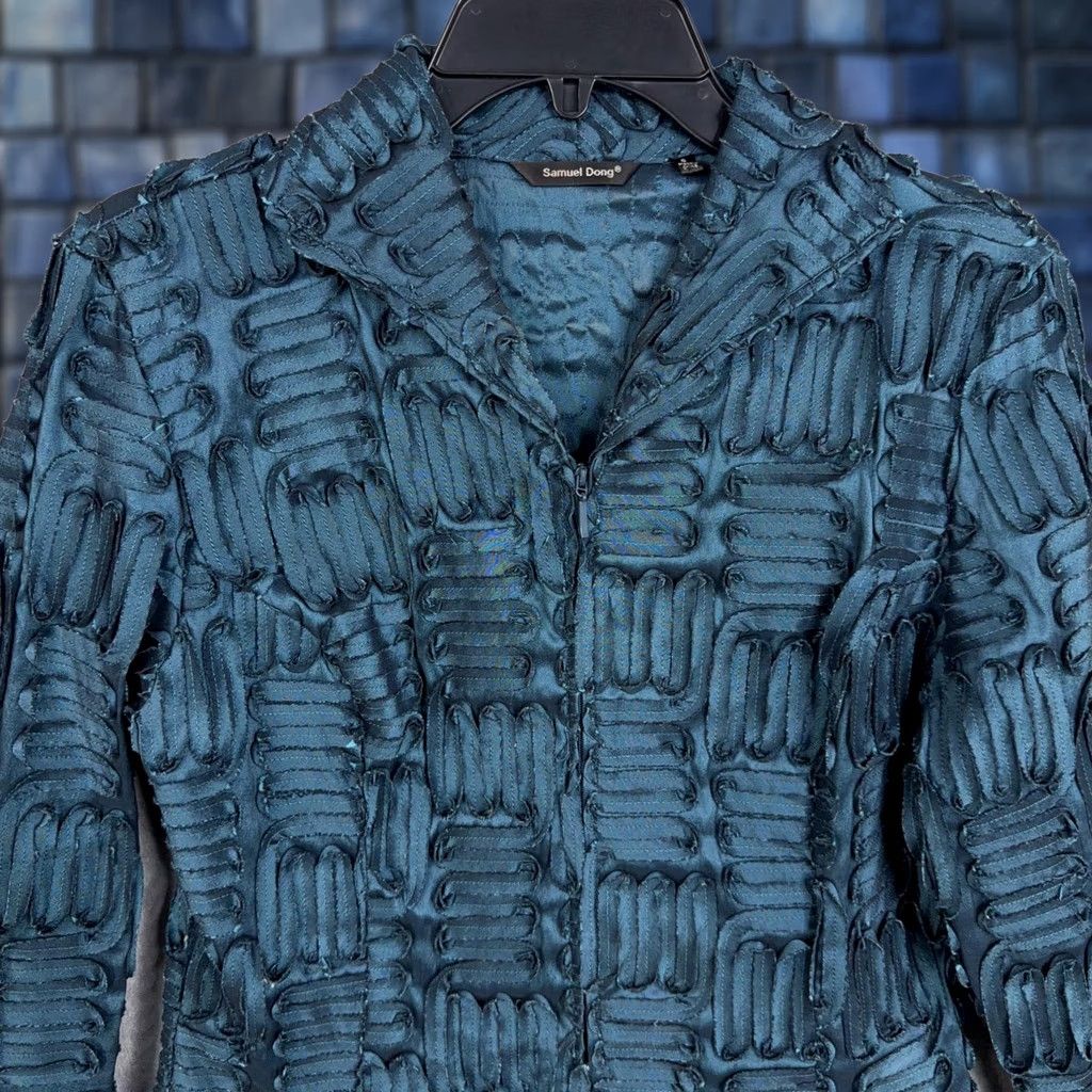 Vintage Samuel Dong Jacket Womens Small Blue Textured Wearable Art Luxury Modern Jacket Woman Small Blue Satin Zip Full Zip Geometric Vintage No Size S / US 4 / IT 40 - 1 Thumbnail