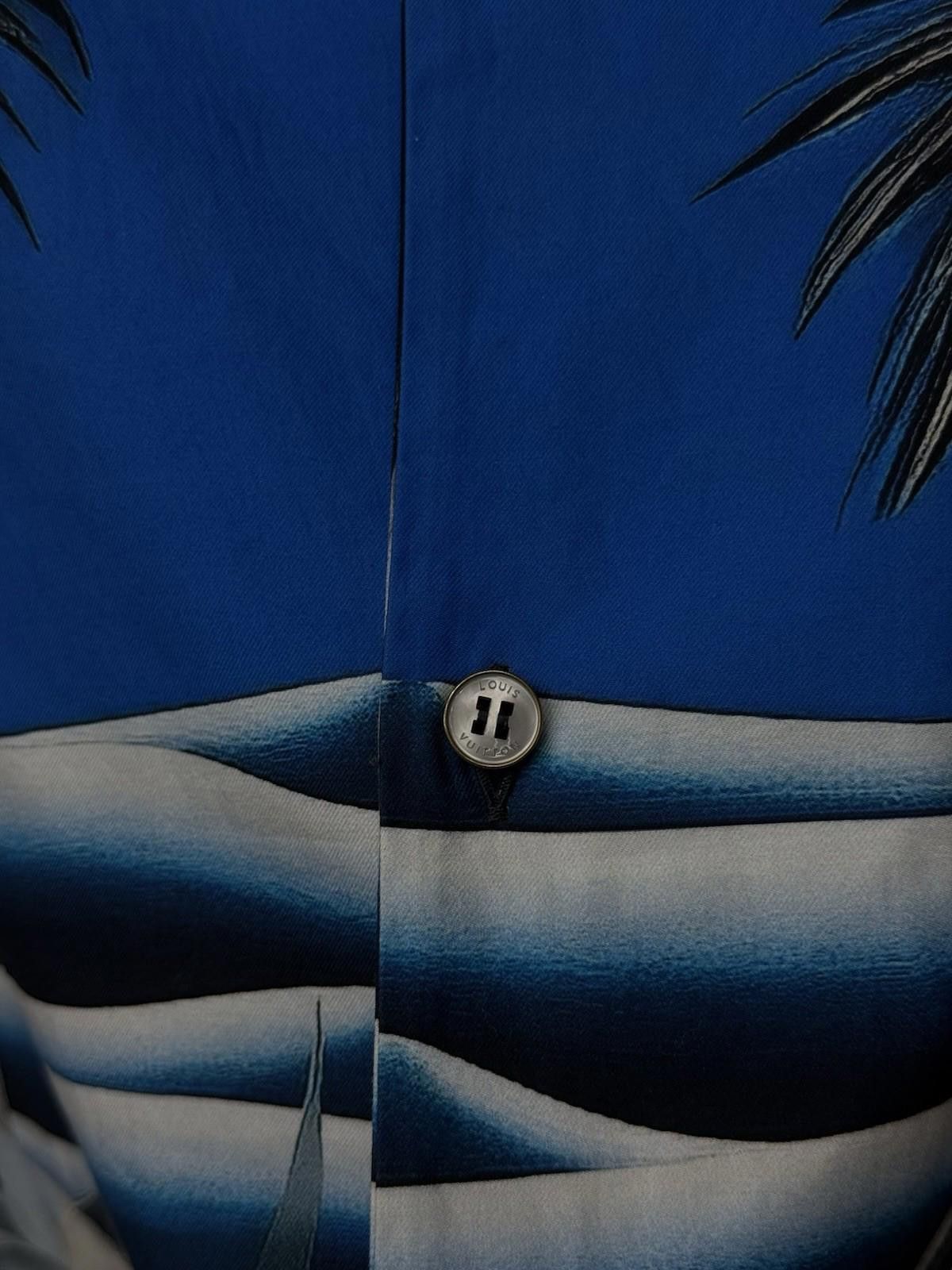 Louis Vuitton Louis Vuitton Button Up Palm Tree Blue Tee 2024 (XL) Size US XL / EU 56 / 4 - 13 Thumbnail
