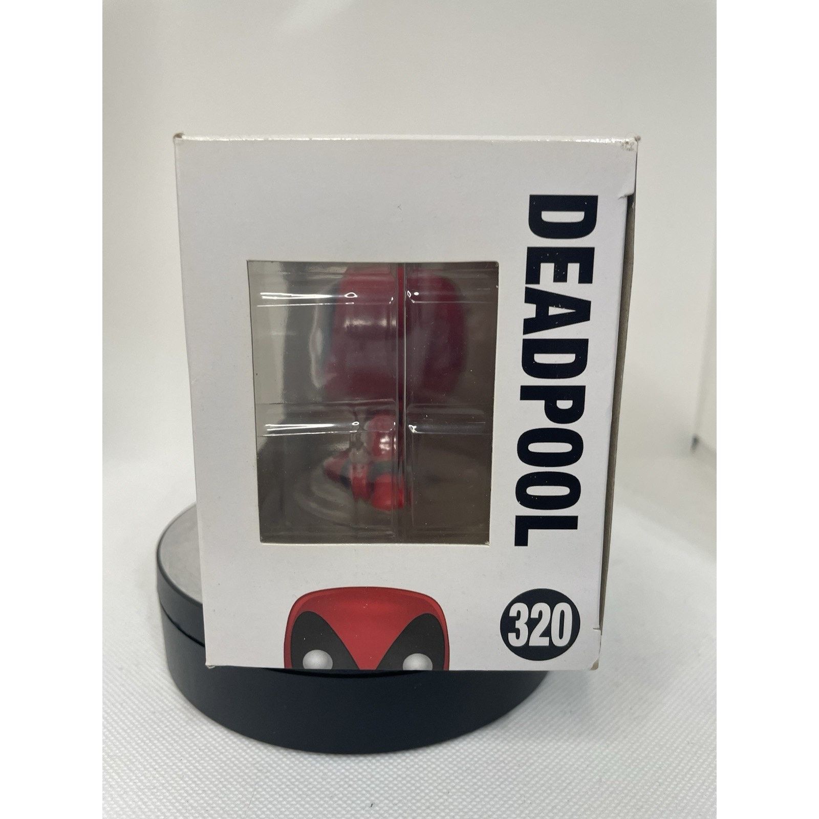 Marvel Comics Funko Pop! Vinyl: Marvel - Deadpool #320 With Pop Protector Size ONE SIZE - 2 Thumbnail