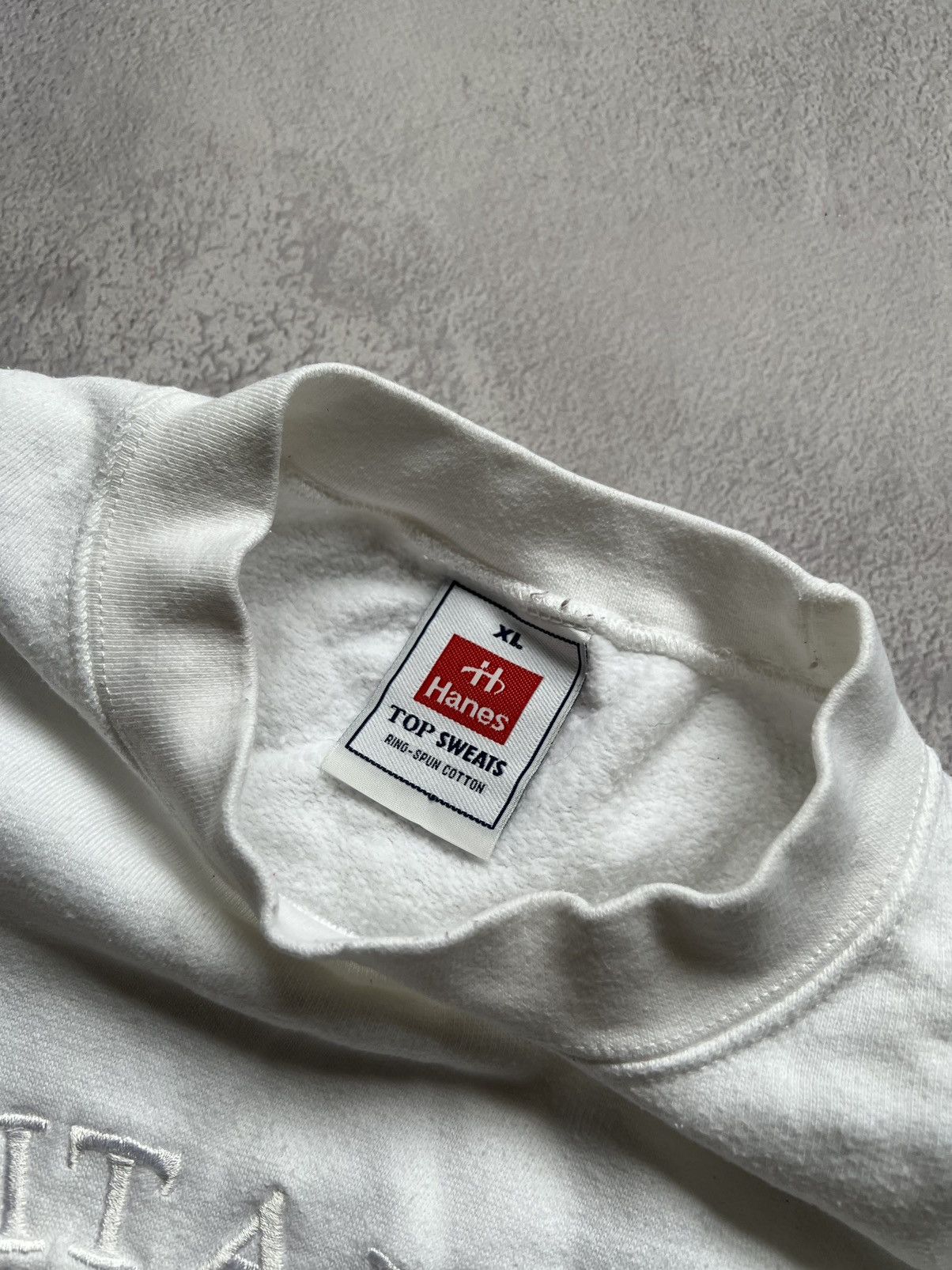 Vintage Vintage Hanes 90s Titanic Logo Sweatshirt Size:XL Size US XL / EU 56 / 4 - 5 Thumbnail