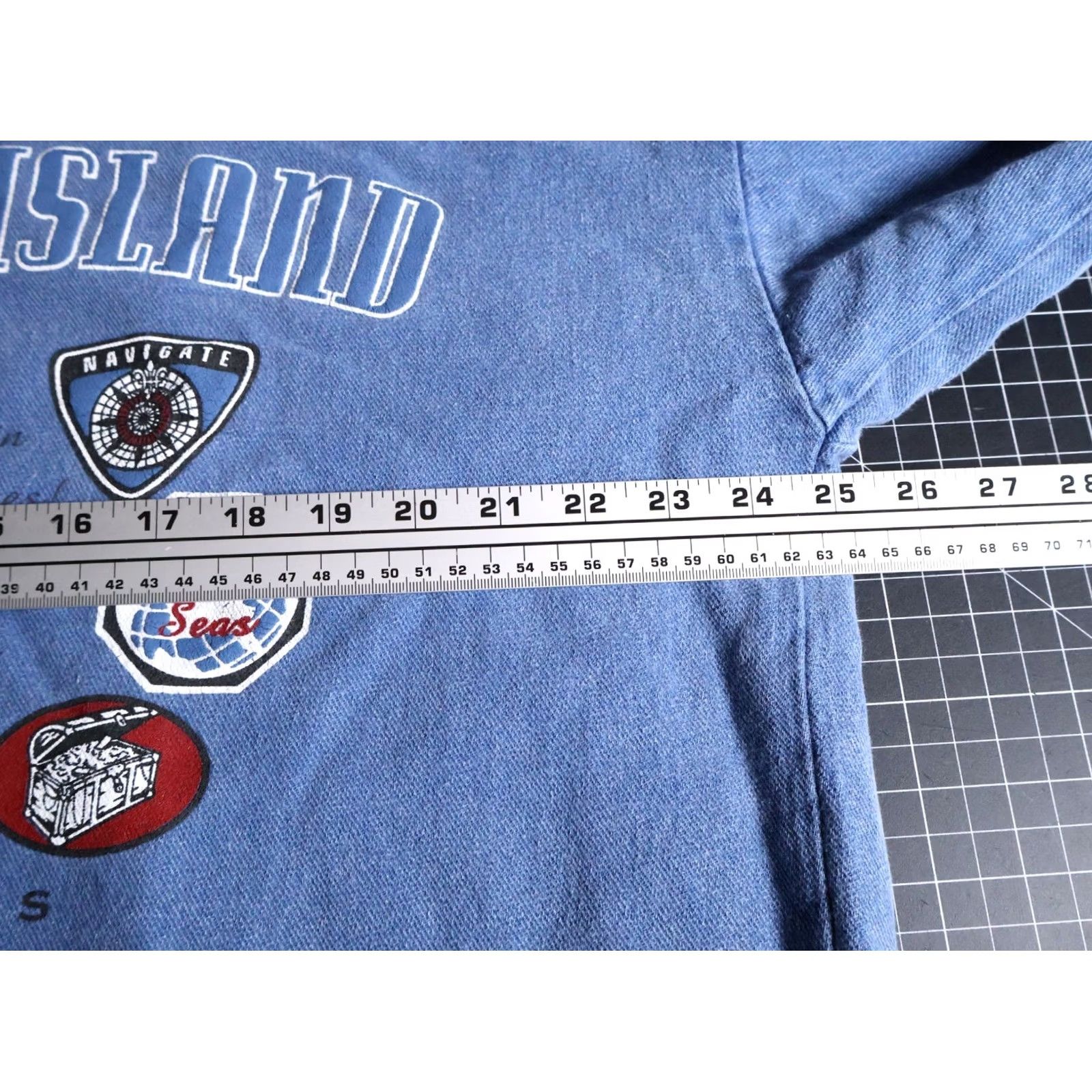 Vintage VTG Treasure Island Mirage Sweatshirt Men's 2XL Blue Pigment Dyed Las Vegas Graphic Print Pullover Mock Neck Size US XXL / EU 58 / 5 - 6 Thumbnail
