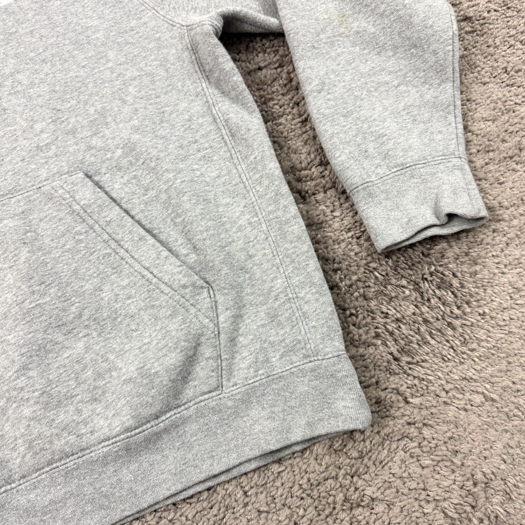 Nike Nike Hoodie Mens M Gray Pullover Sweatshirt with Pockets Hooded Drawstring, Fleece, Nike Sportswear, Regular Fit, 90s Sports Theme Size US M / EU 48-50 / 2 - 4 Thumbnail