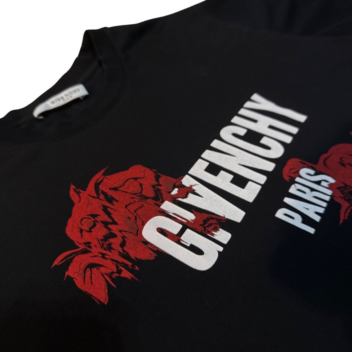 Givenchy GIVENCHY Roses Print Tee Size US L / EU 52-54 / 3 - 2 Thumbnail