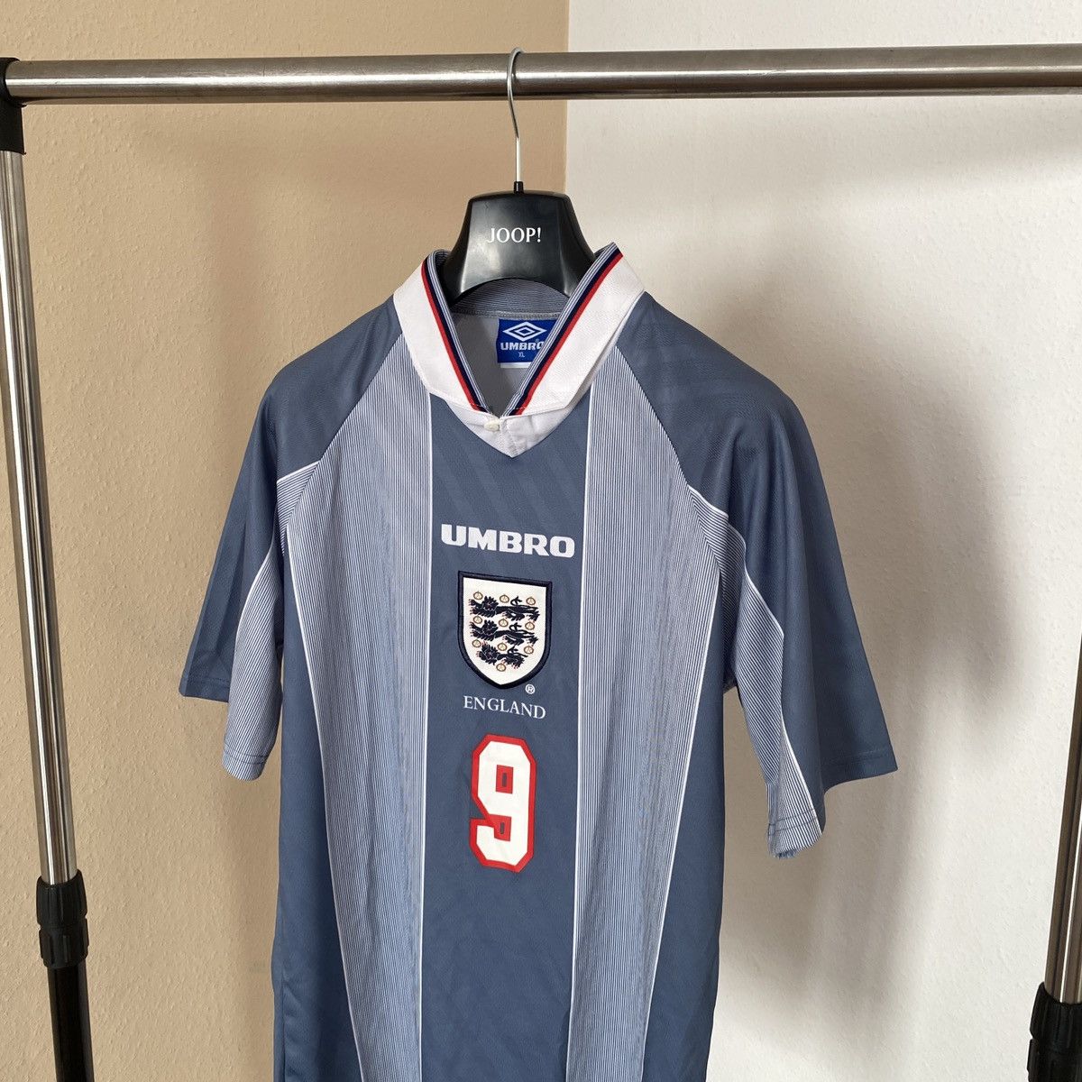 Vintage Vintage Jersey England Umbro 1996 -Shearer 9 Size US L / EU 52-54 / 3 - 3 Thumbnail