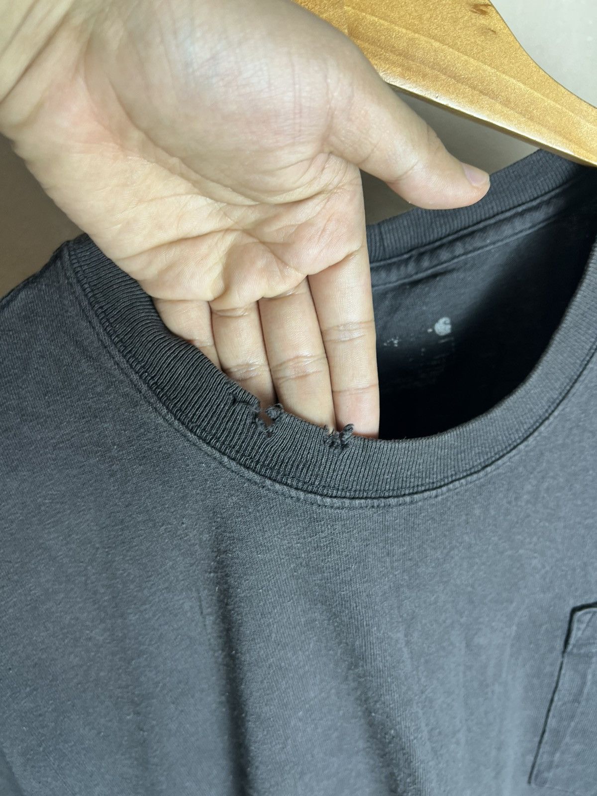 Carhartt Carhartt Workwear Pocket Tee Faded Thrashed Distressed Look Size US L / EU 52-54 / 3 - 3 Thumbnail