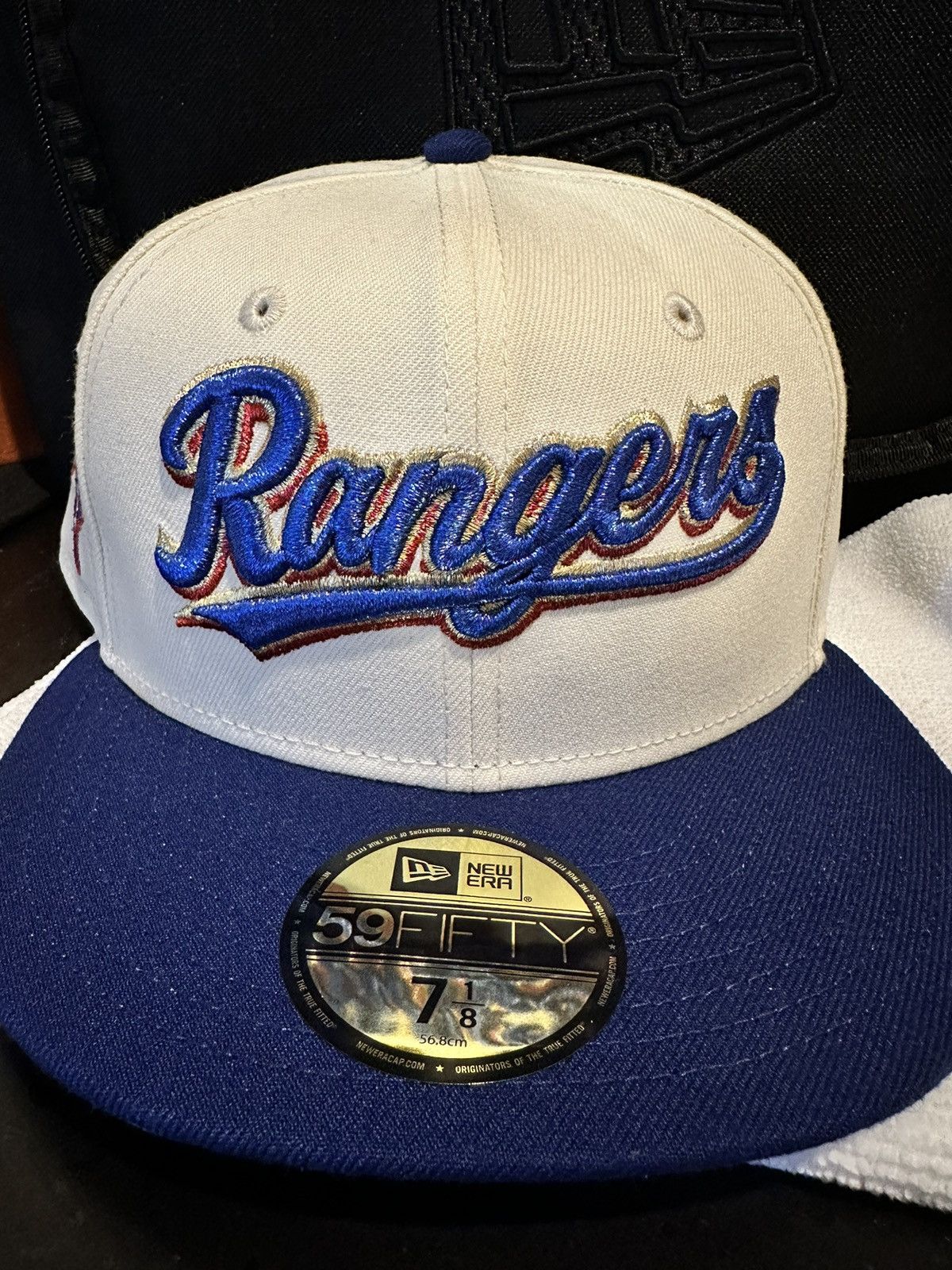 New Era New Era 7 1/8 Texas Rangers Chrome White/Cream Fitted Size ONE SIZE - 1 Thumbnail