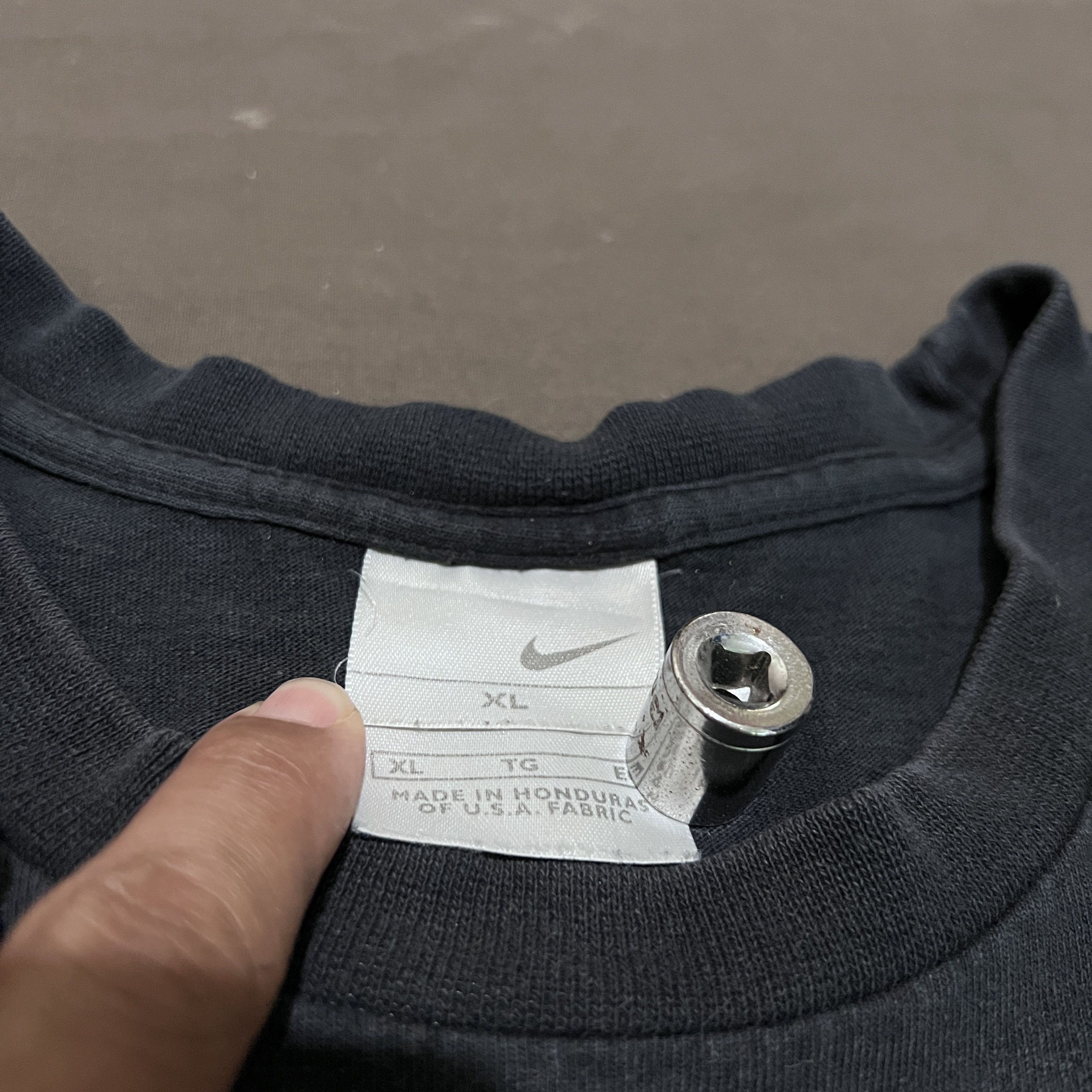Nike × Vintage Vintage Y2K Nike twenty years Tee XL Faded Size US XL / EU 56 / 4 - 4 Thumbnail