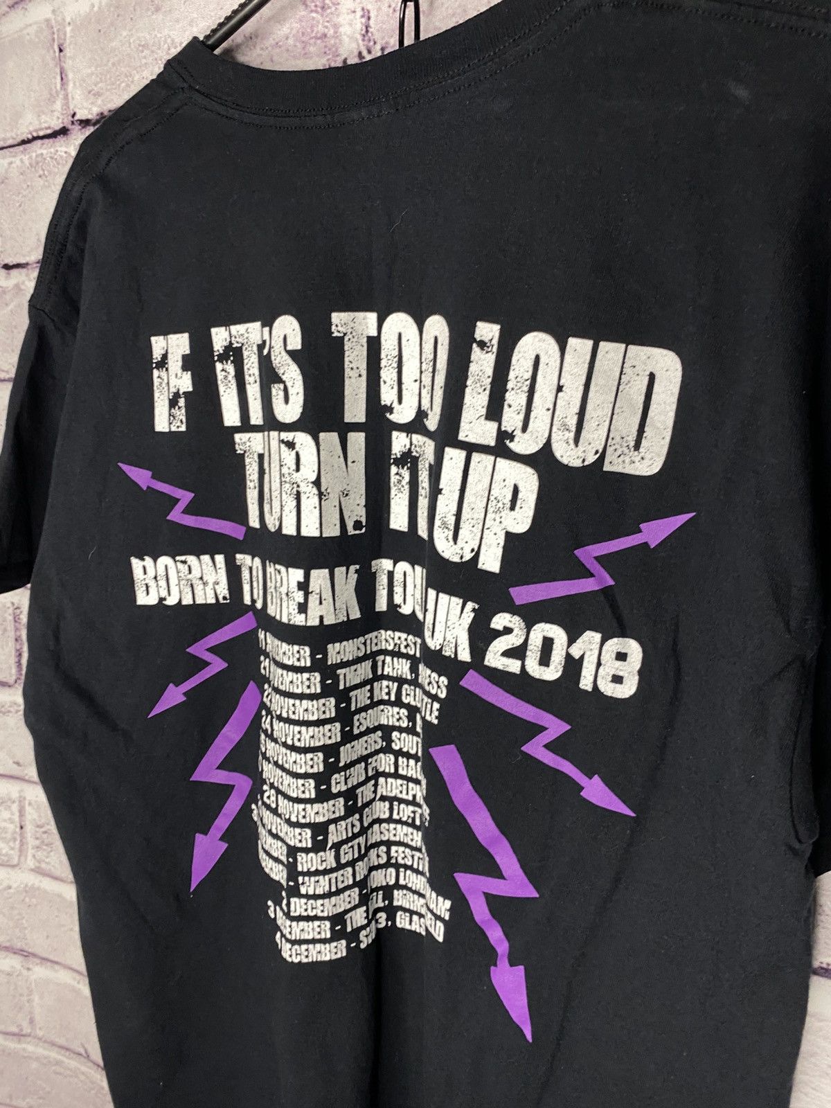 Band Tees Men's T-Shirt The Amorettes Born To Break UK Tour Tee Size US L / EU 52-54 / 3 - 10 Thumbnail