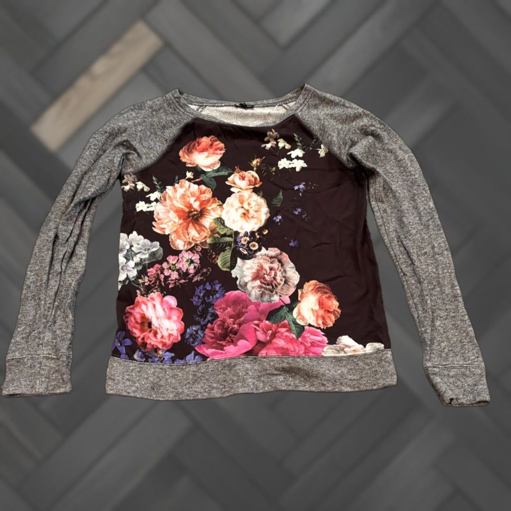 Express Express Sweater Womens XS Gray Floral Mixed Media Long Sleeve Crew Neck Size XS / US 0-2 / IT 36-38 - 1 Thumbnail