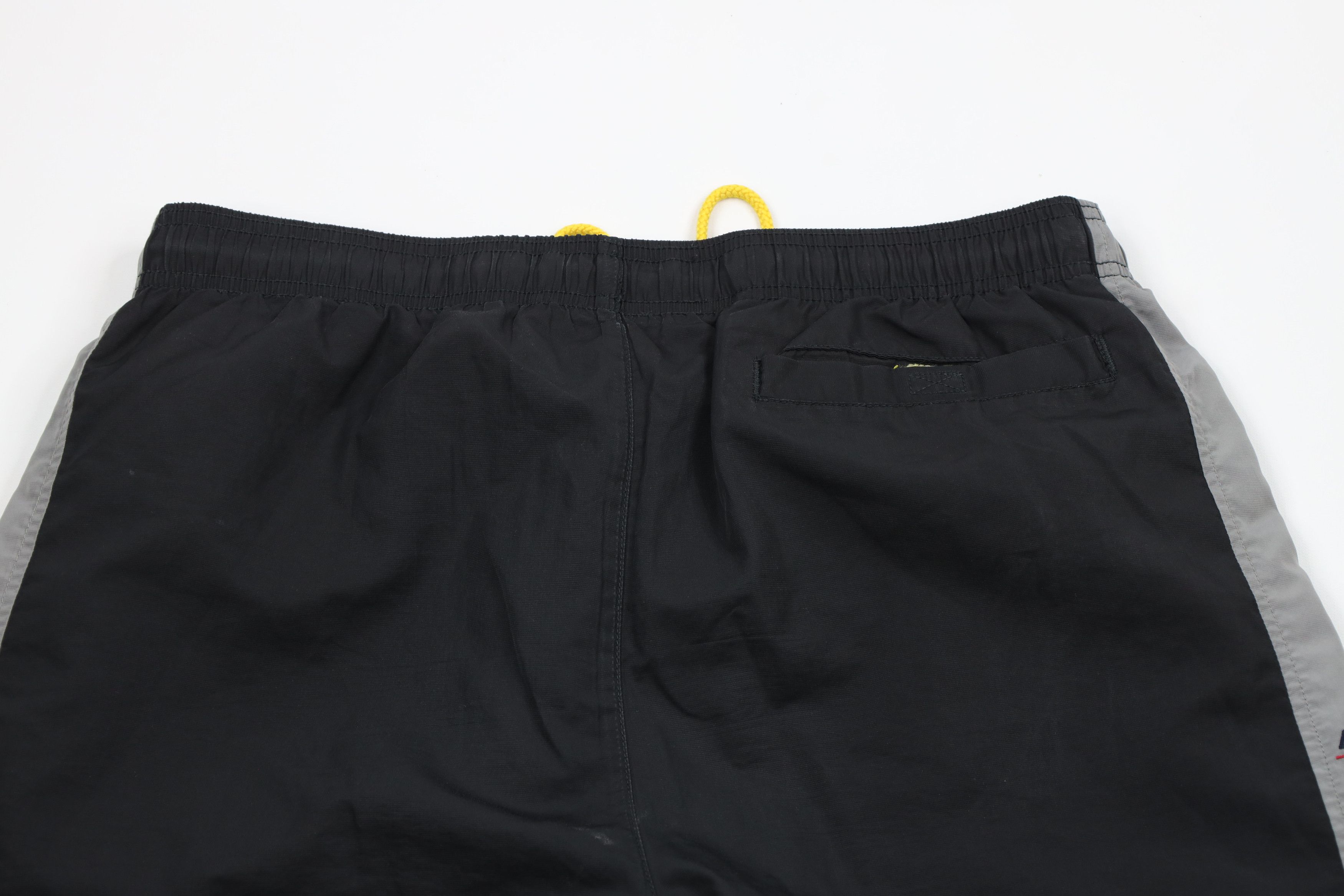 Tommy Hilfiger × Vintage Vintage 90s Tommy Hilfiger Out Lined Wide Leg Pants Black Size US 36 / EU 52 - 13 Thumbnail