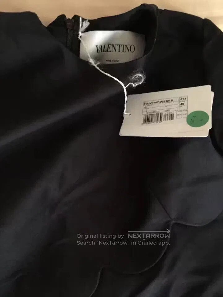 Valentino Valentino dress Size M / US 6-8 / IT 42-44 - 5 Thumbnail