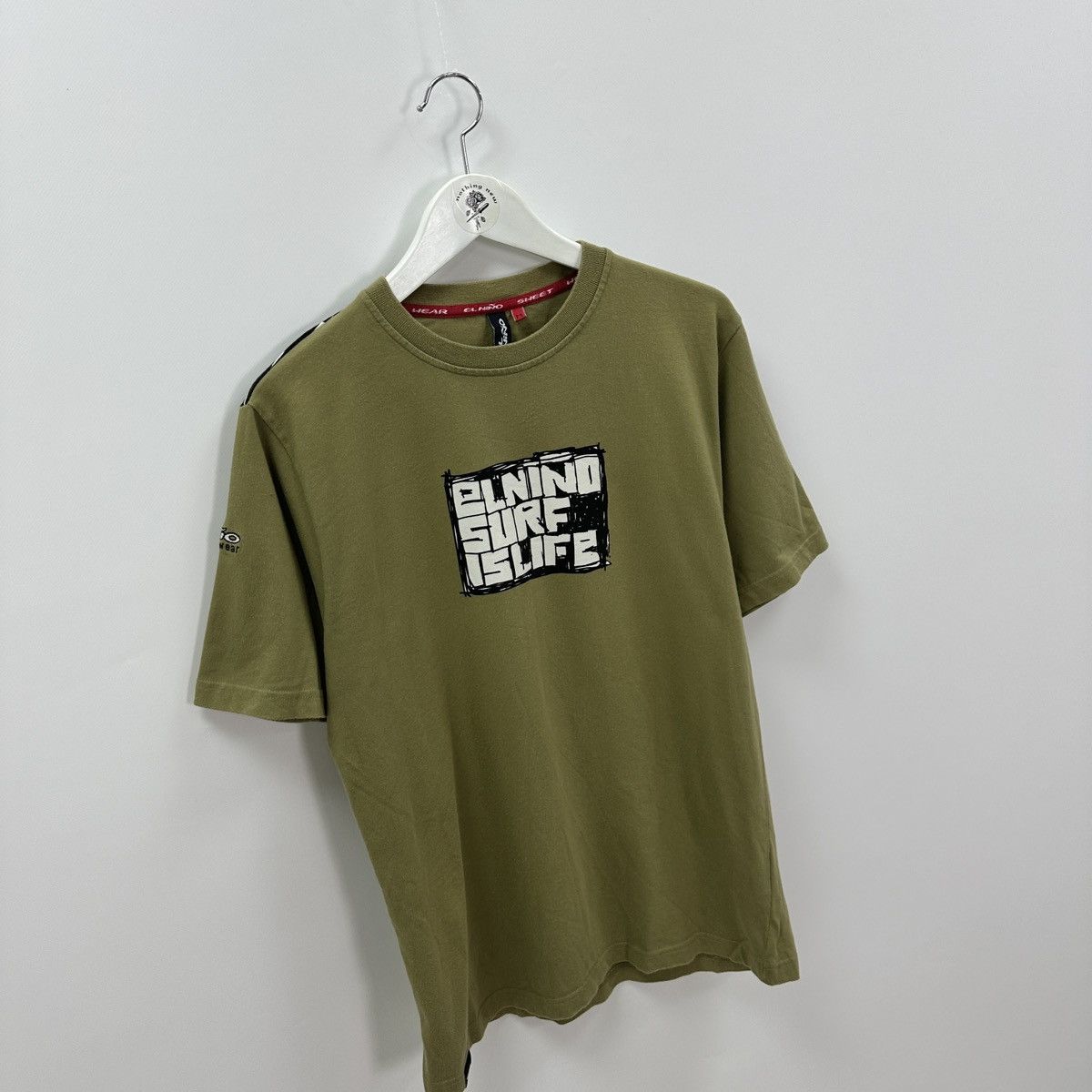 Vintage Vintage 00s El Nino Surf is Life surfing tee y2k hype rare Size US M / EU 48-50 / 2 - 5 Thumbnail