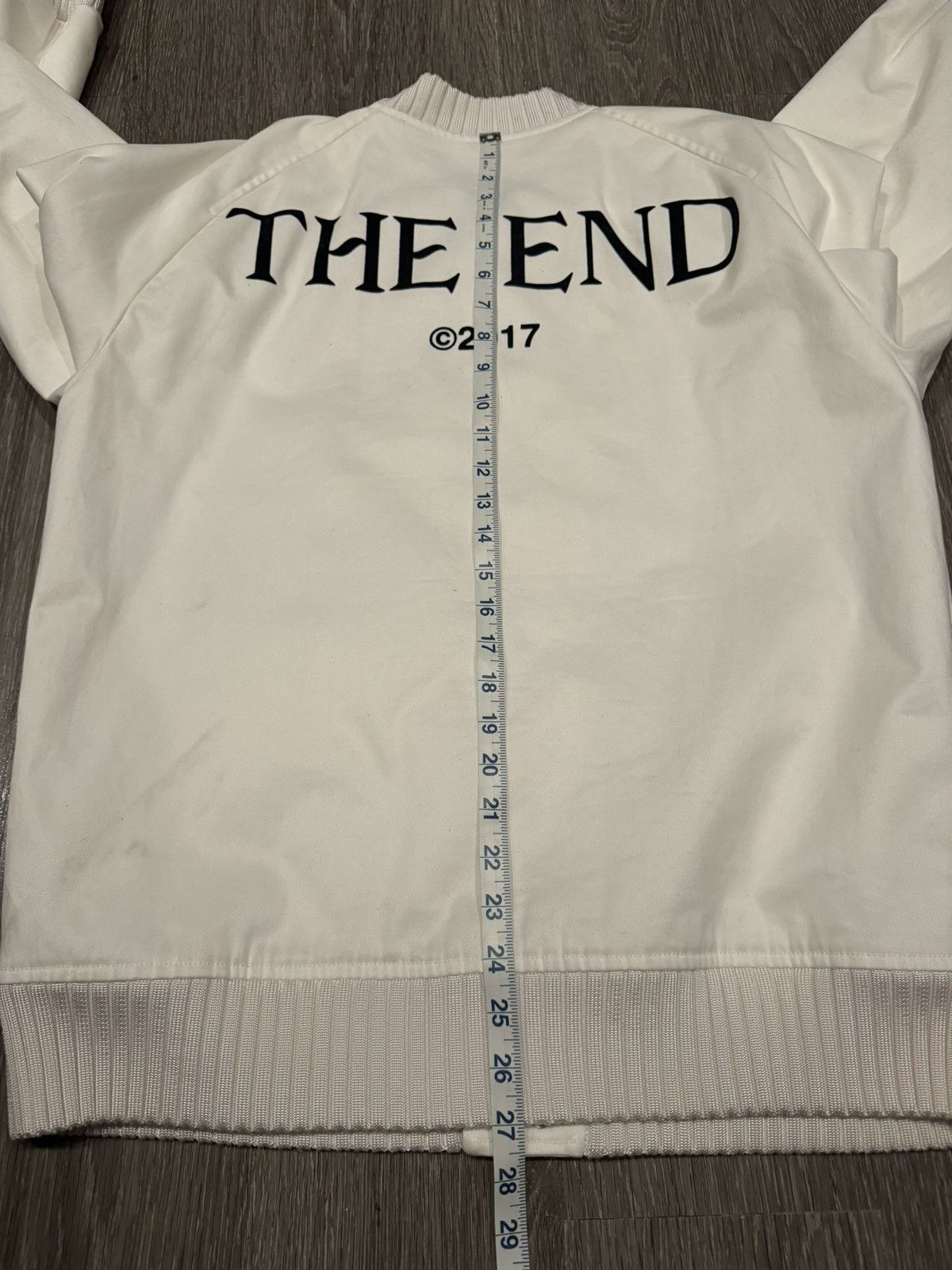 Off-White Off White Scorpion Embroidered The End 2017 Jacket White Size US L / EU 52-54 / 3 - 15 Thumbnail