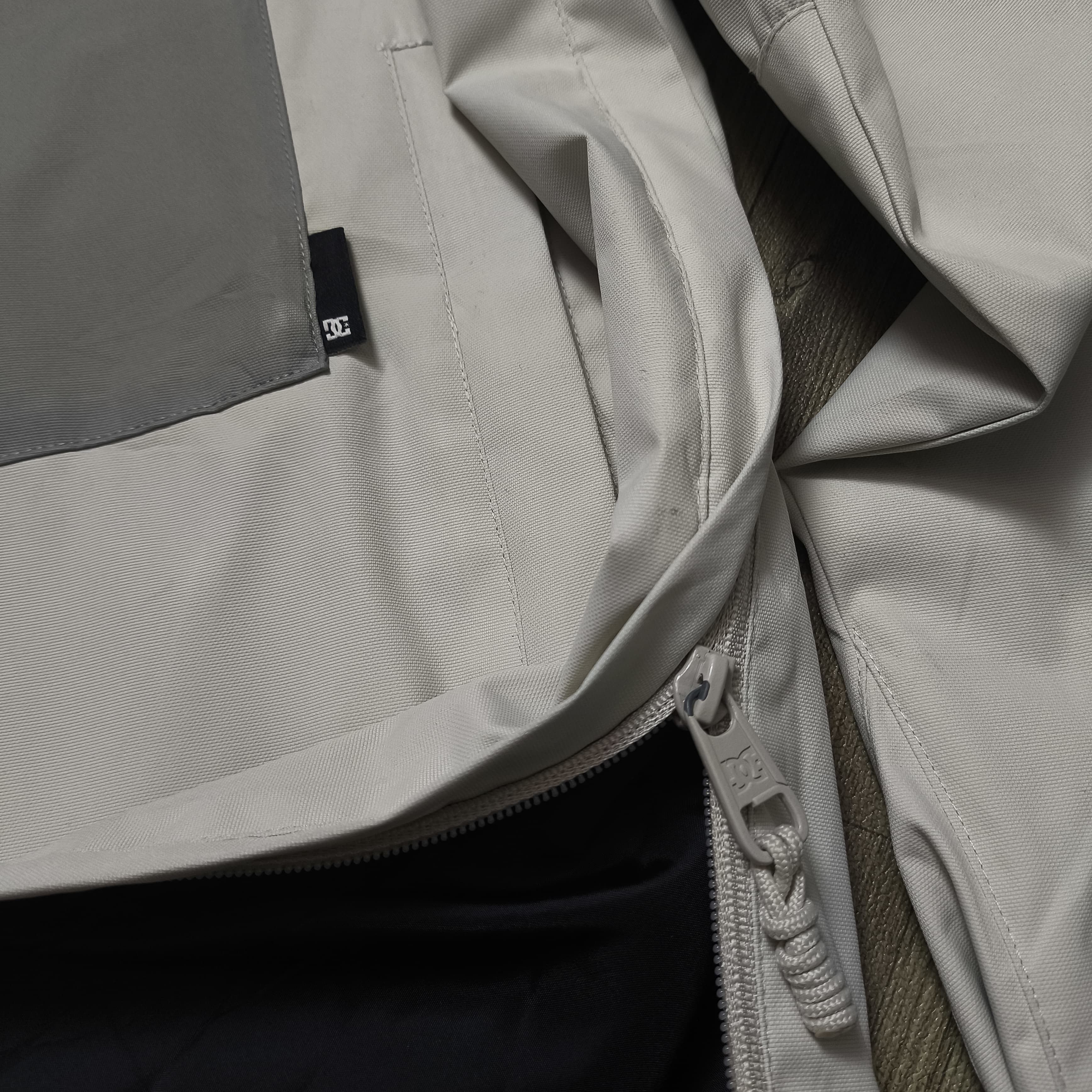 DC DC Shoes Rampart Technical Anorak Snow Jacket Pocketable Size US L / EU 52-54 / 3 - 10 Thumbnail