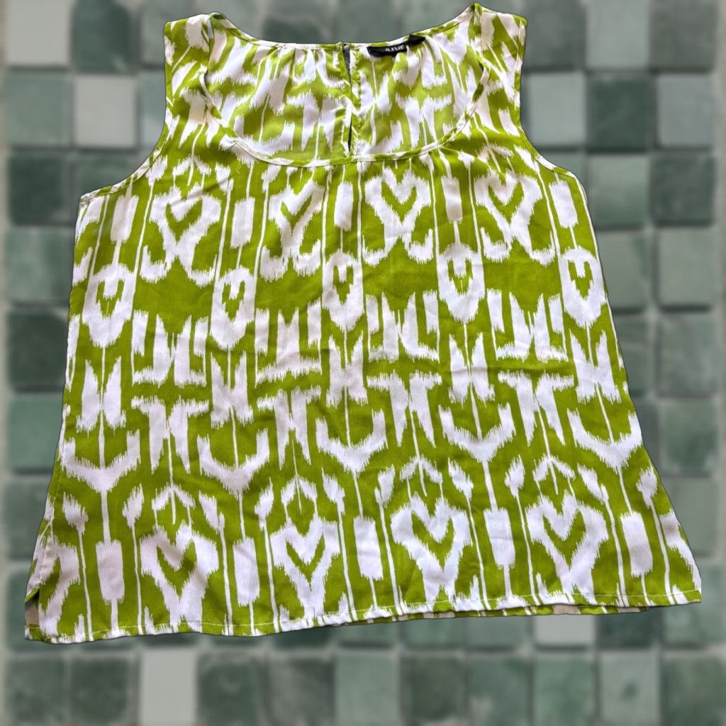 Vintage A.N.A. Blouse Womens M Green Sleeveless Light Weight Button Down Top Size M / US 6-8 / IT 42-44 - 1 Thumbnail