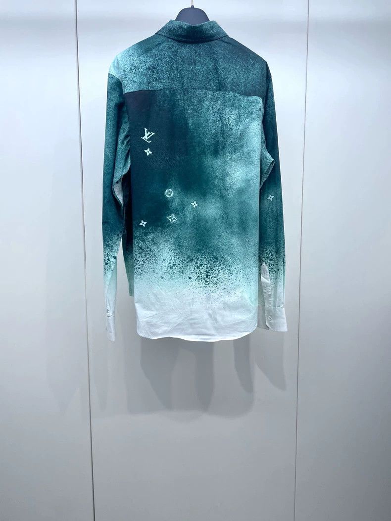 Louis Vuitton Louis Vuitton Green Tie-Dye Gradient Long Sleeve Shirt Size US M / EU 48-50 / 2 - 2 Thumbnail